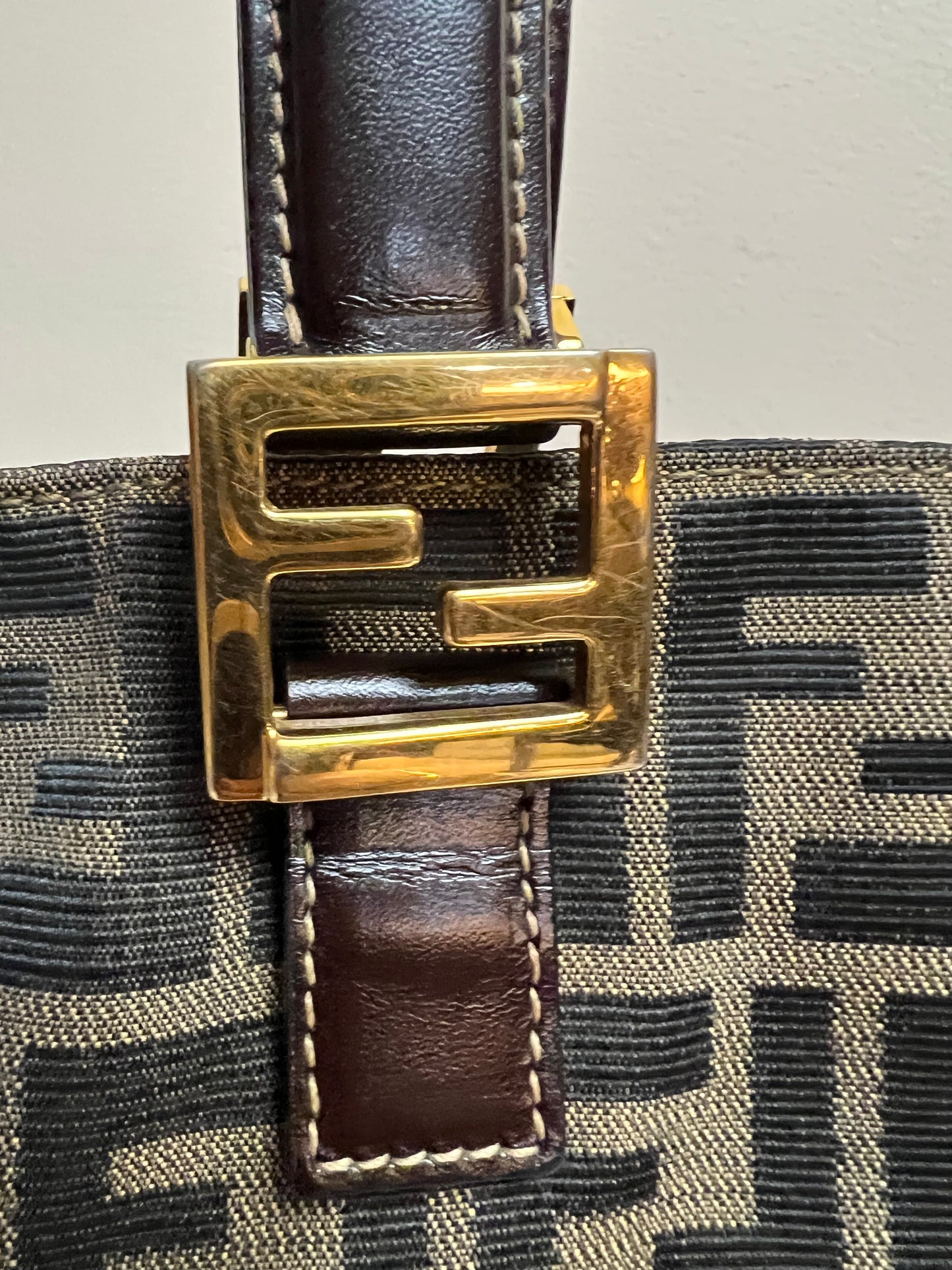 F_E_N_D_I TOTE