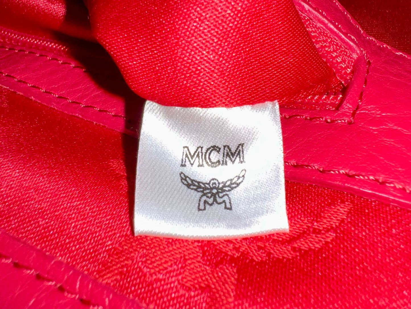 MCM RED BAGPACK LTD