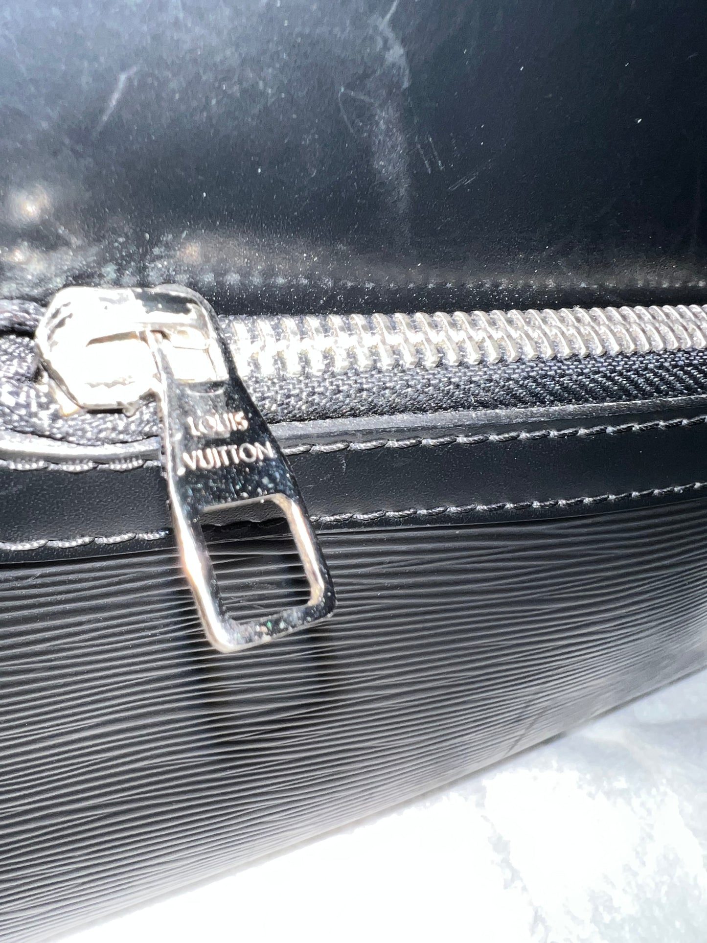 OCHE EPI CLUTCH BLACK
