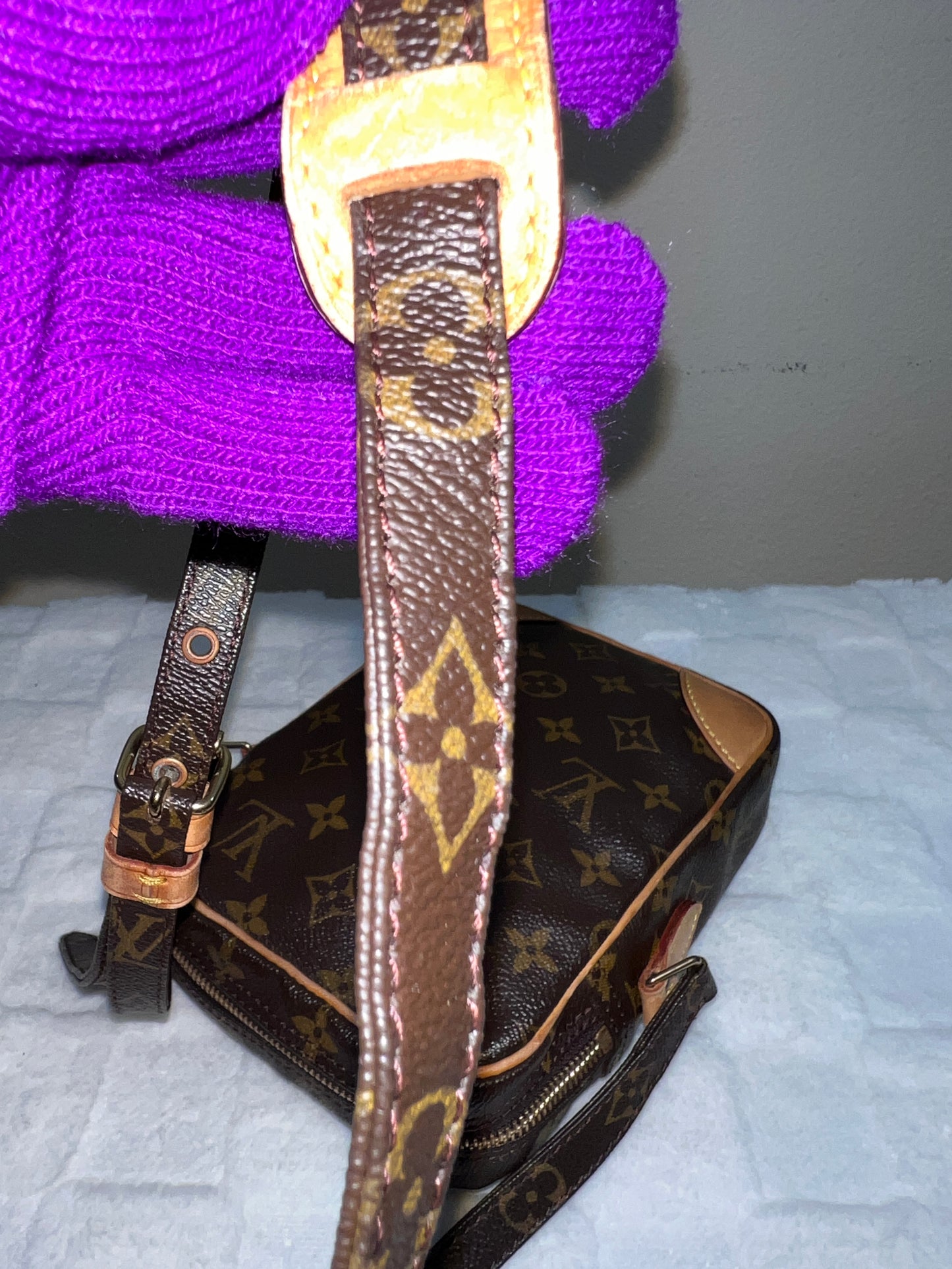 DANUBE CROSSBODY MONO