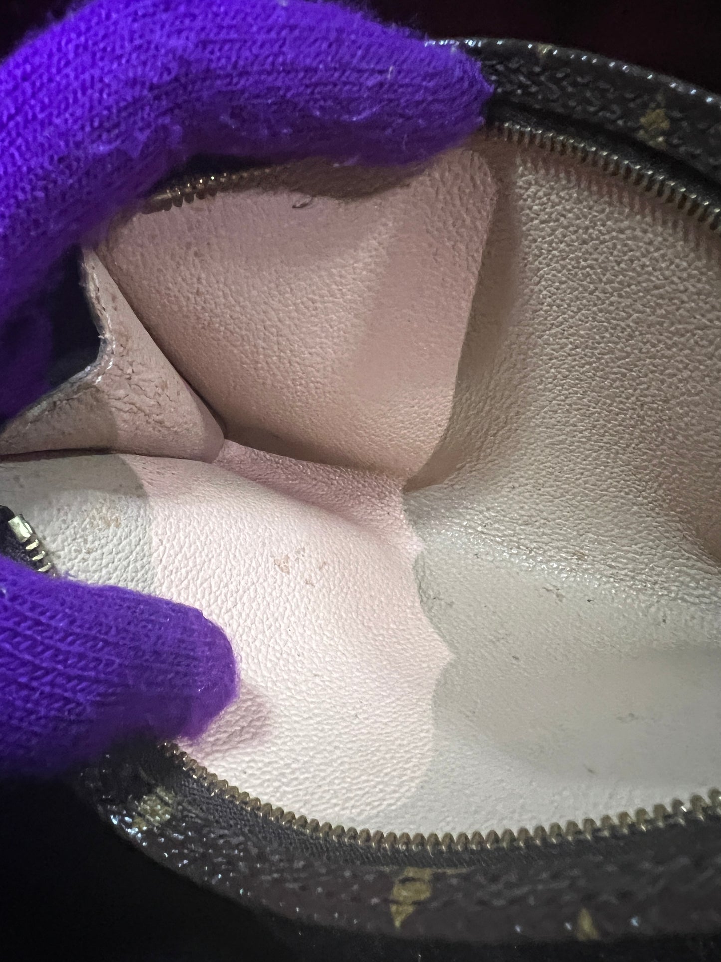 BUCKET POUCH MONO
