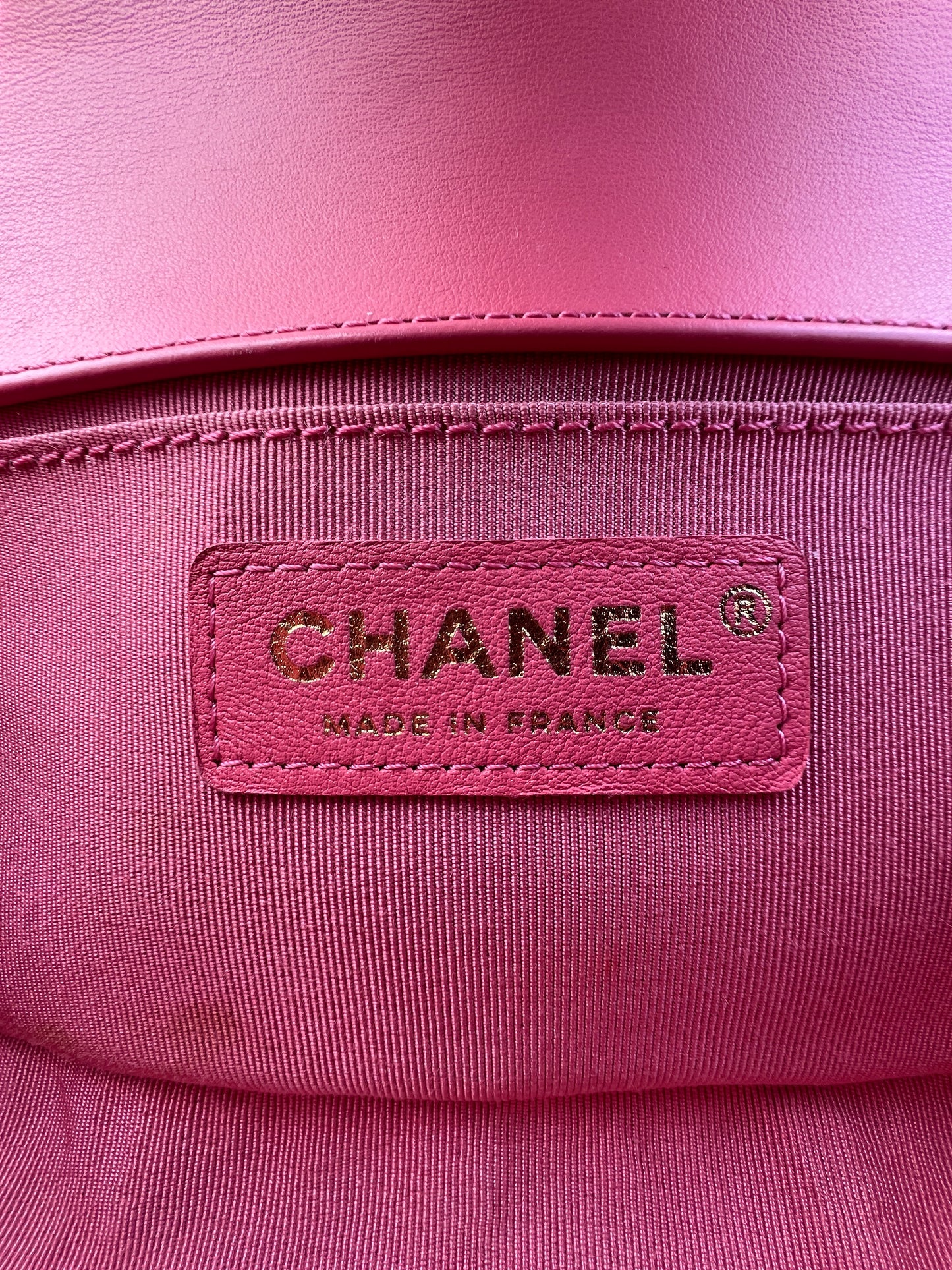 BOY FLAP CHEVRON CALFSKIN SMALL PINK