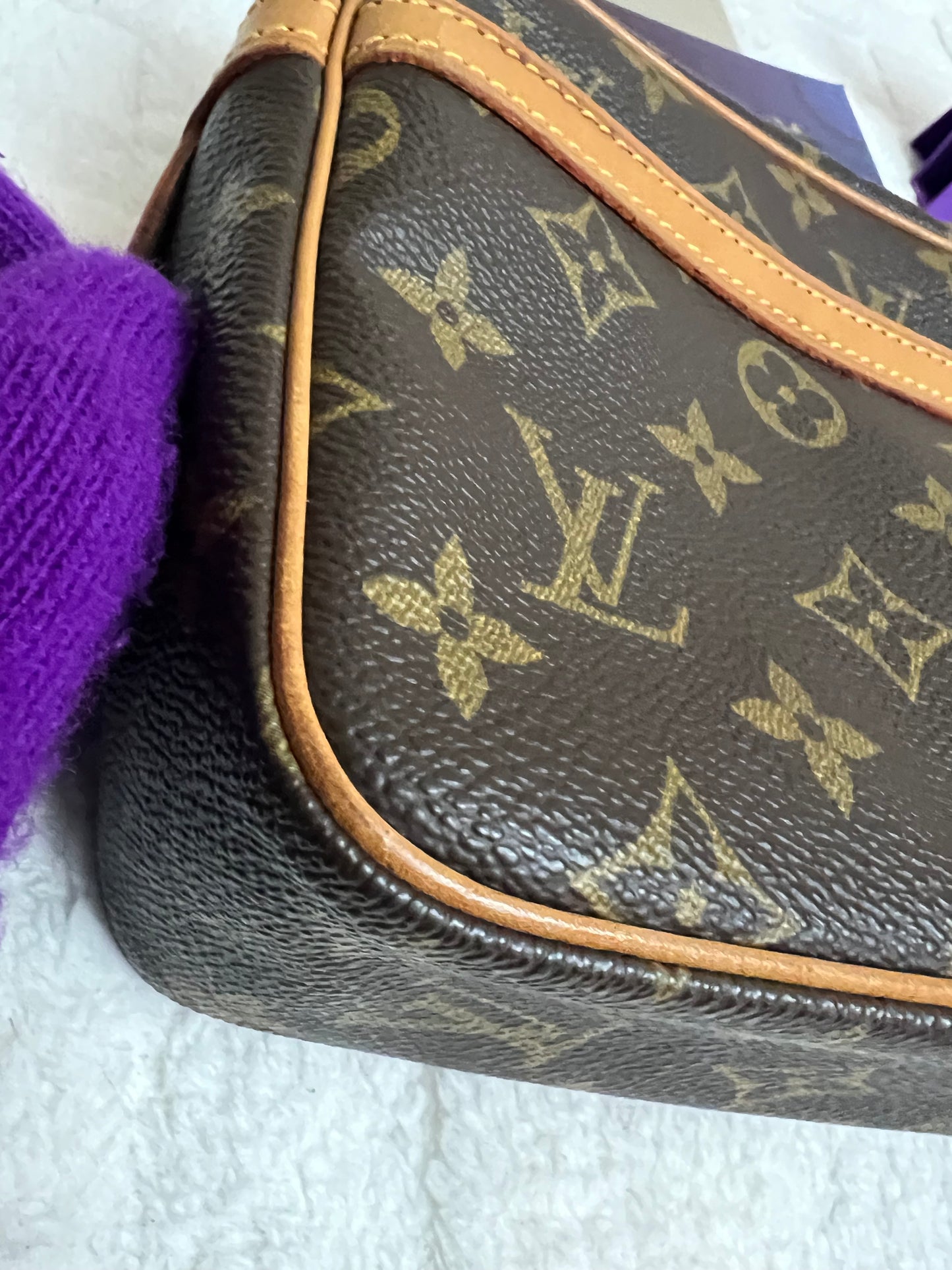 COMPIEGNE CLUTCH 23