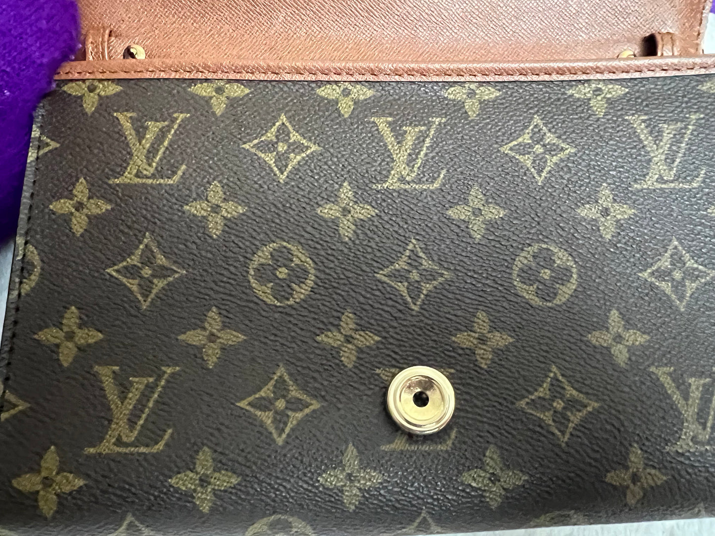 BORDEAUX 24 CROSSBODY