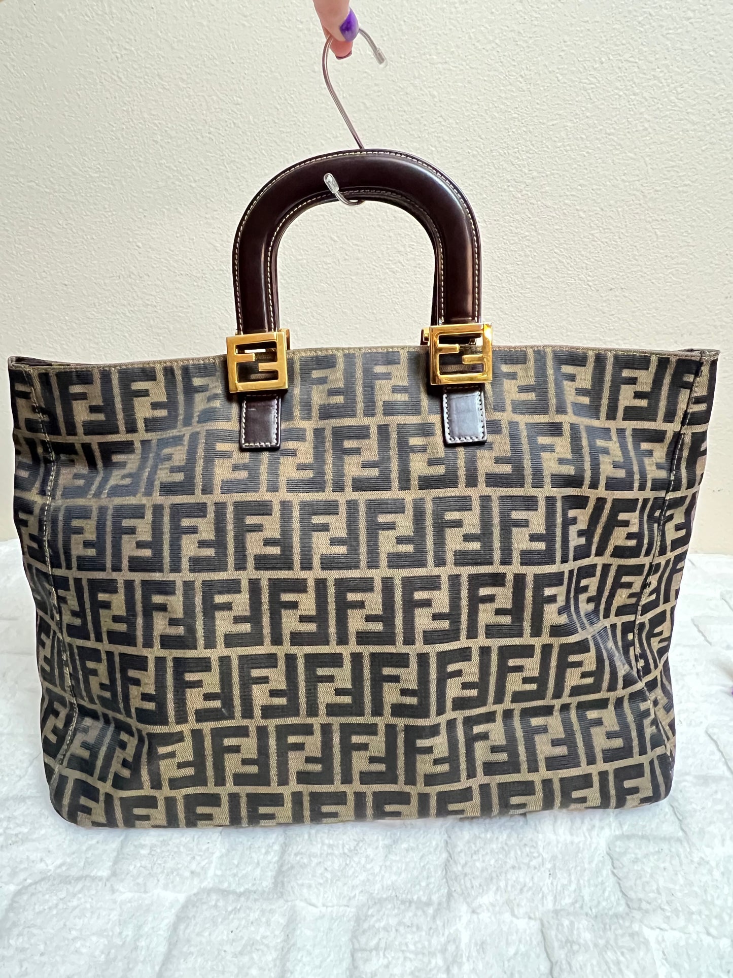 F_E_N_D_I TOTE