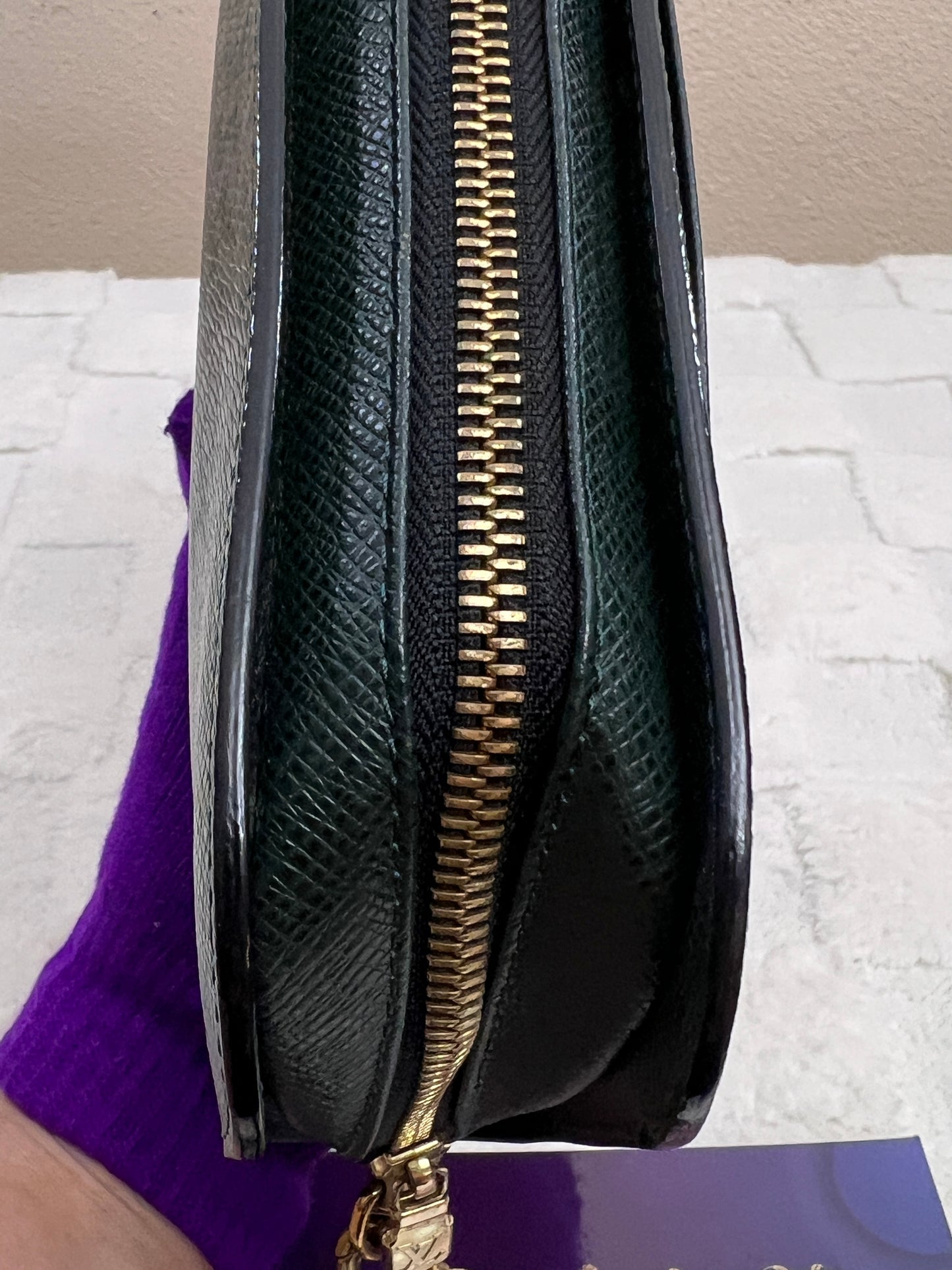EPI ORSAY BLACK CLUTCH