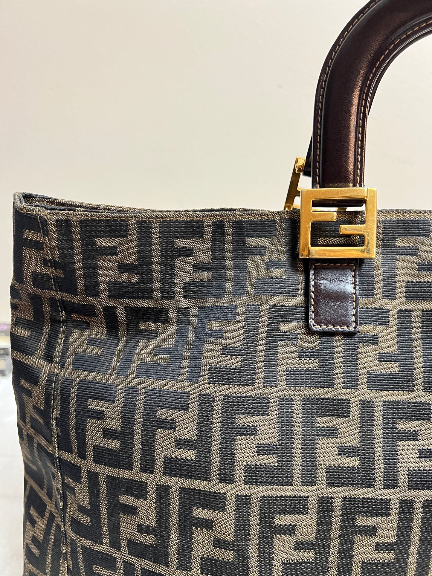 F_E_N_D_I TOTE