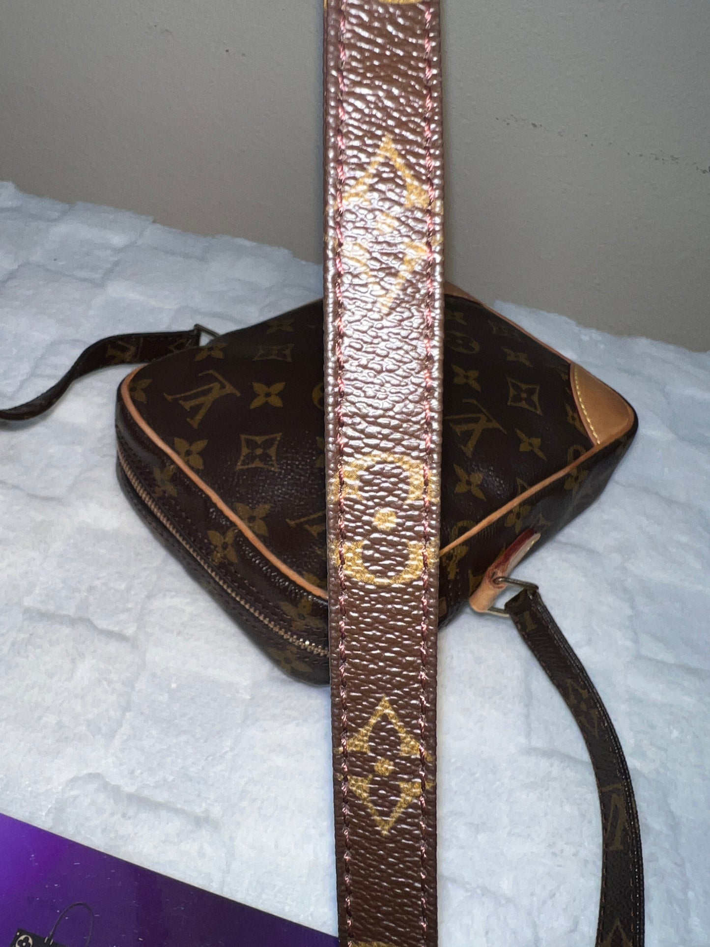 DANUBE CROSSBODY MONO