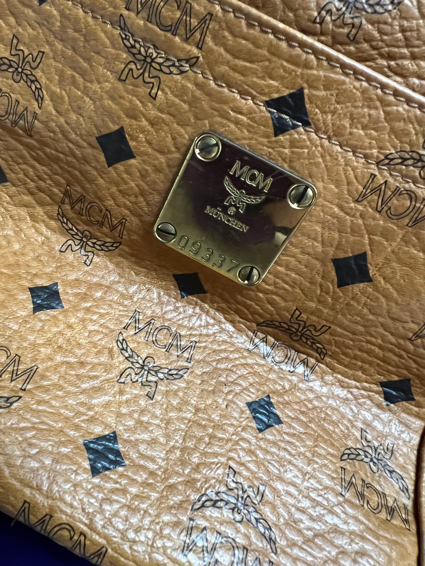 M_C_M SHOULDER BAG