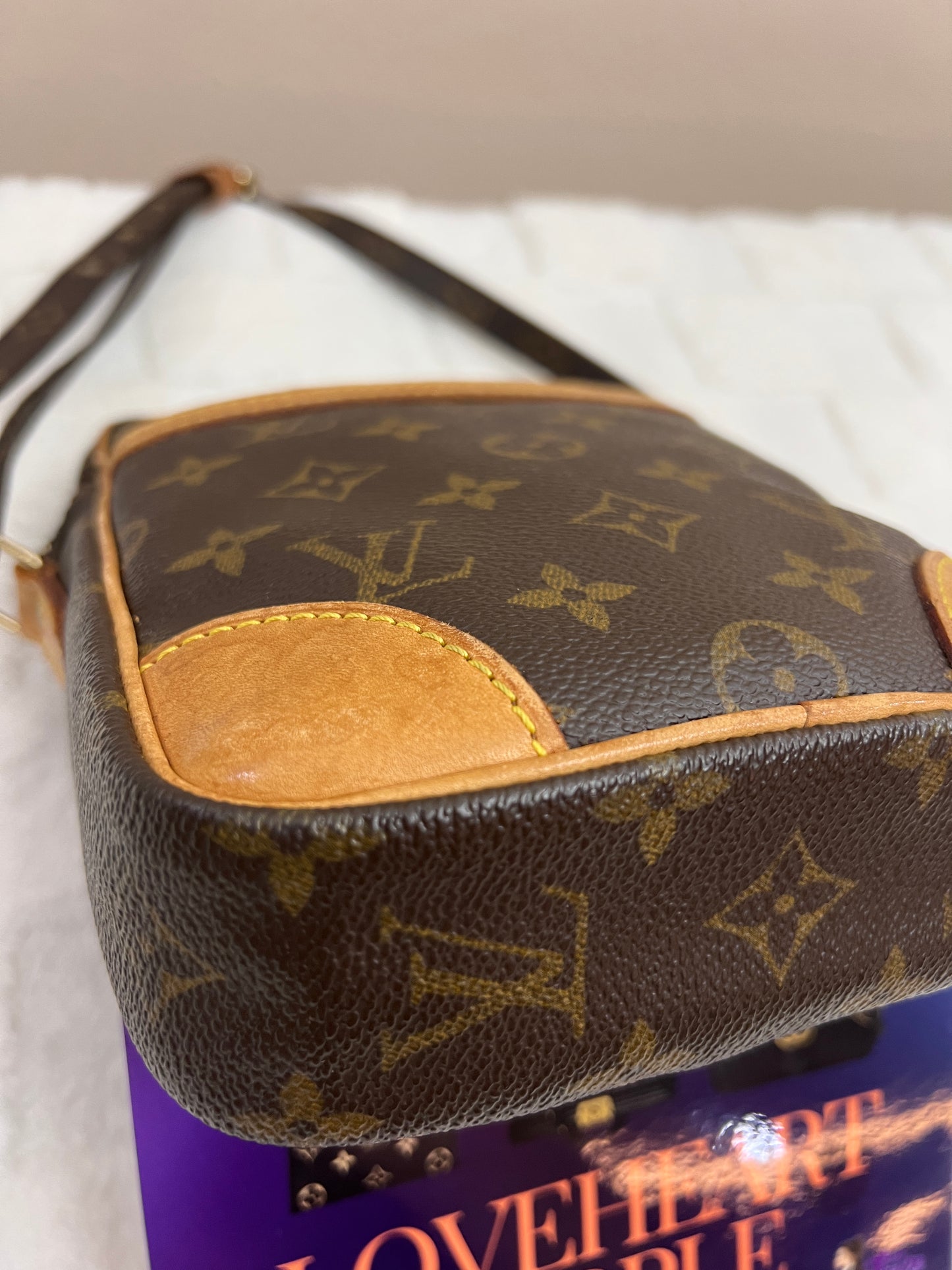 DANUBE CROSSBODY MONO