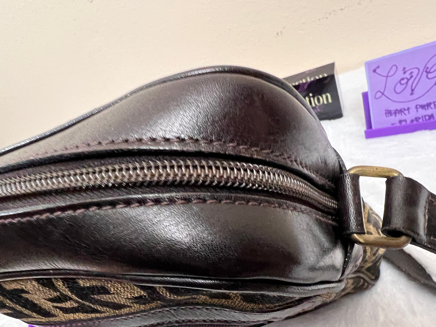 ZUCCA CROSSBODY