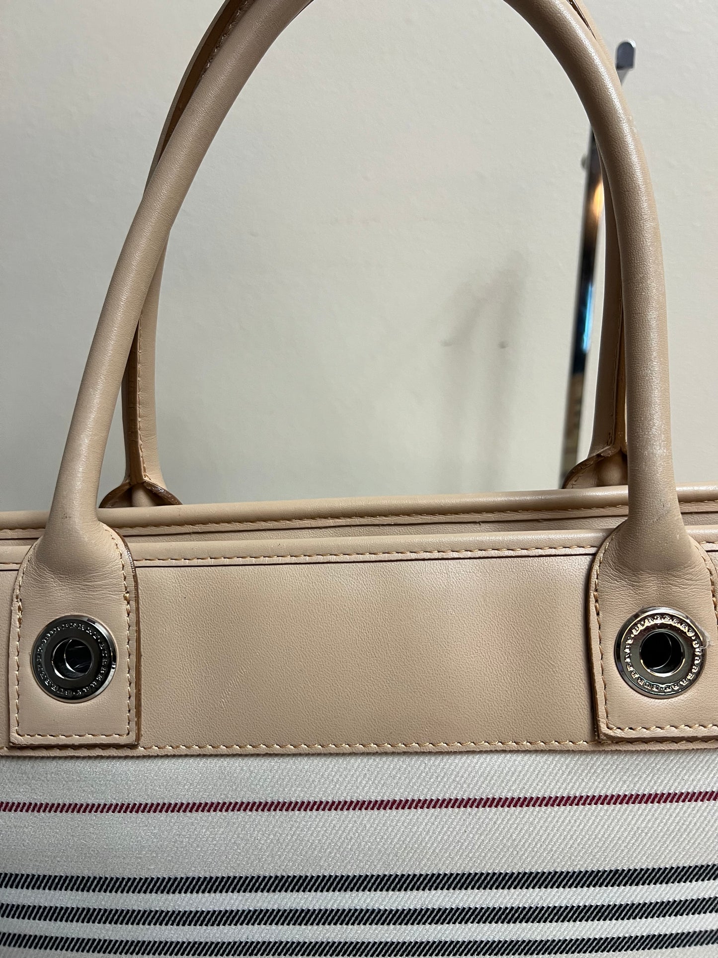 B_B TOTE