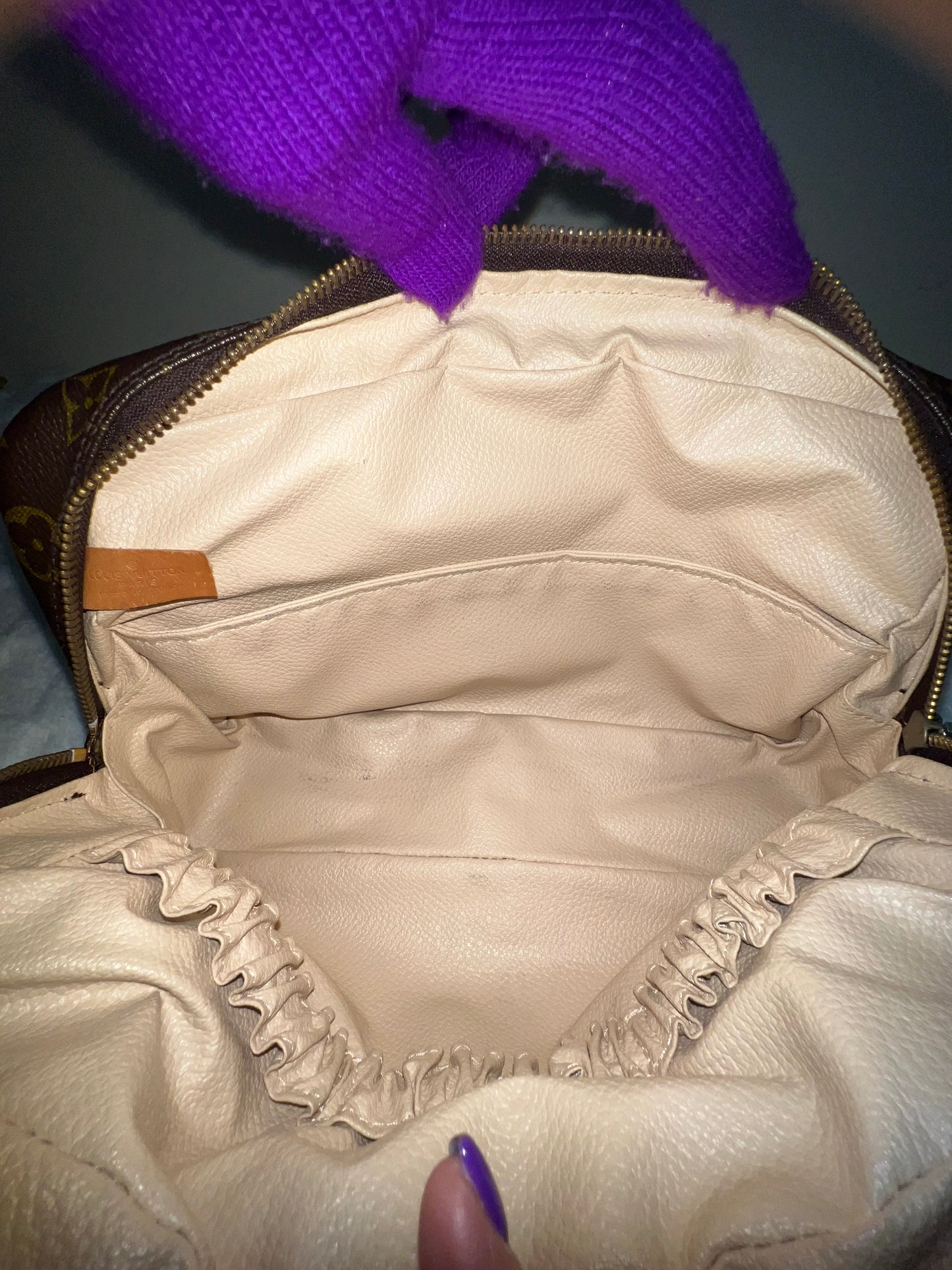 TROUSSE 28 MONOGRAM