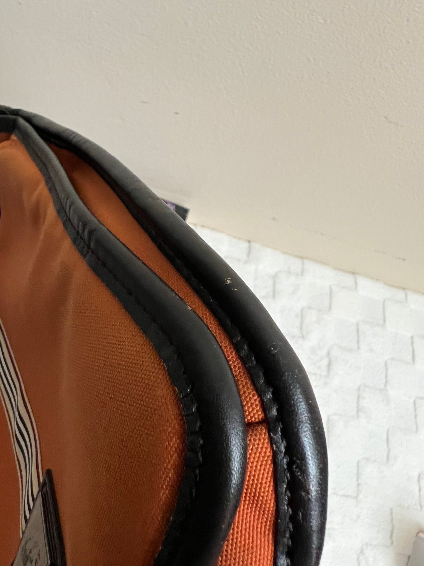 B_B CROSSBODY ORANGE
