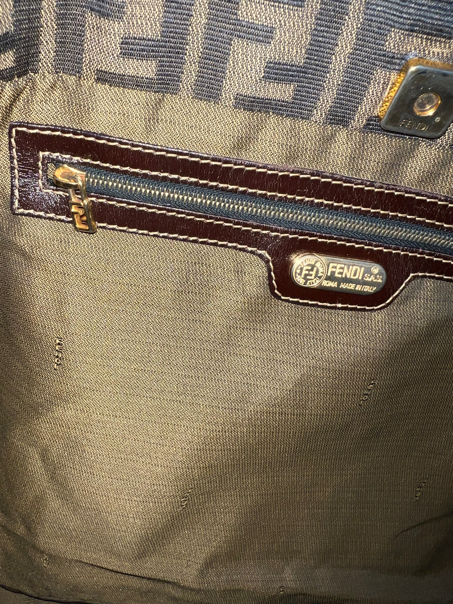 F_E_N_D_I TOTE