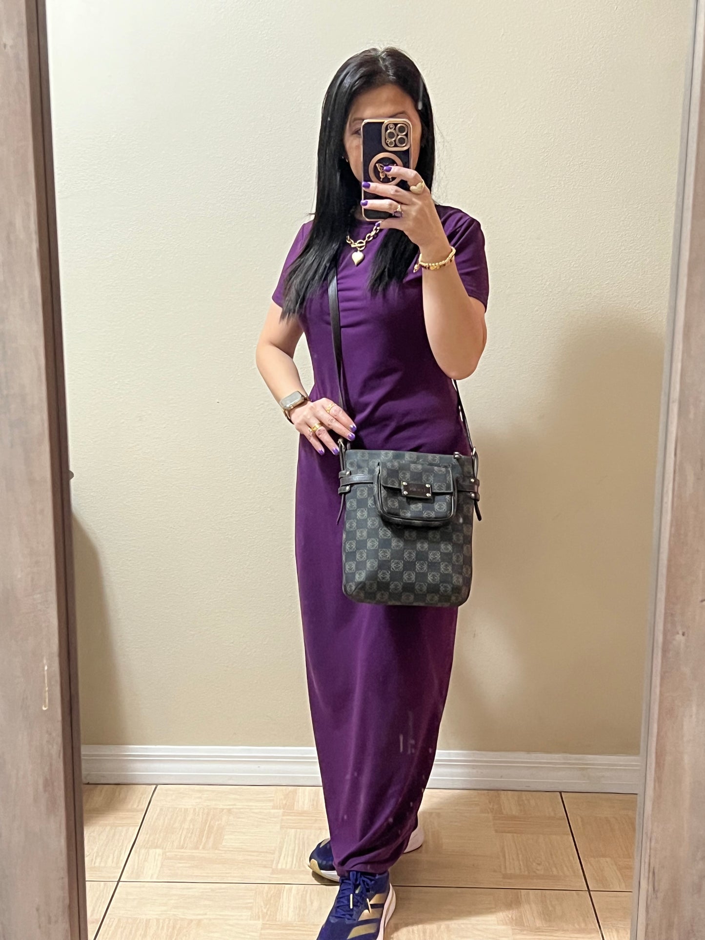 L _ O _ E _ W _ E CROSSBODY
