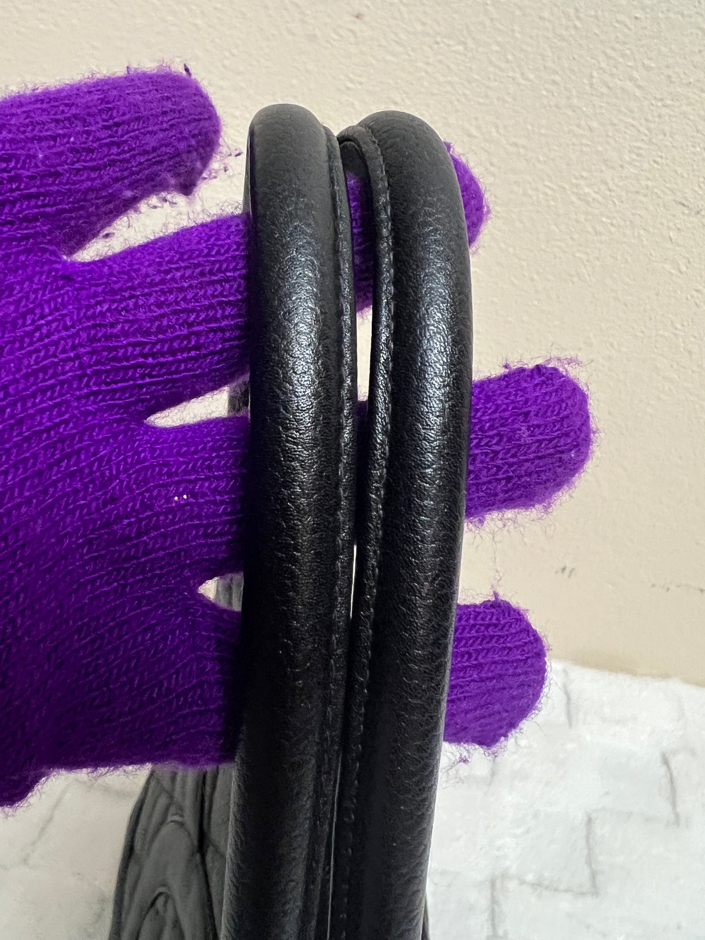 MEDALLION BLACK GHW
