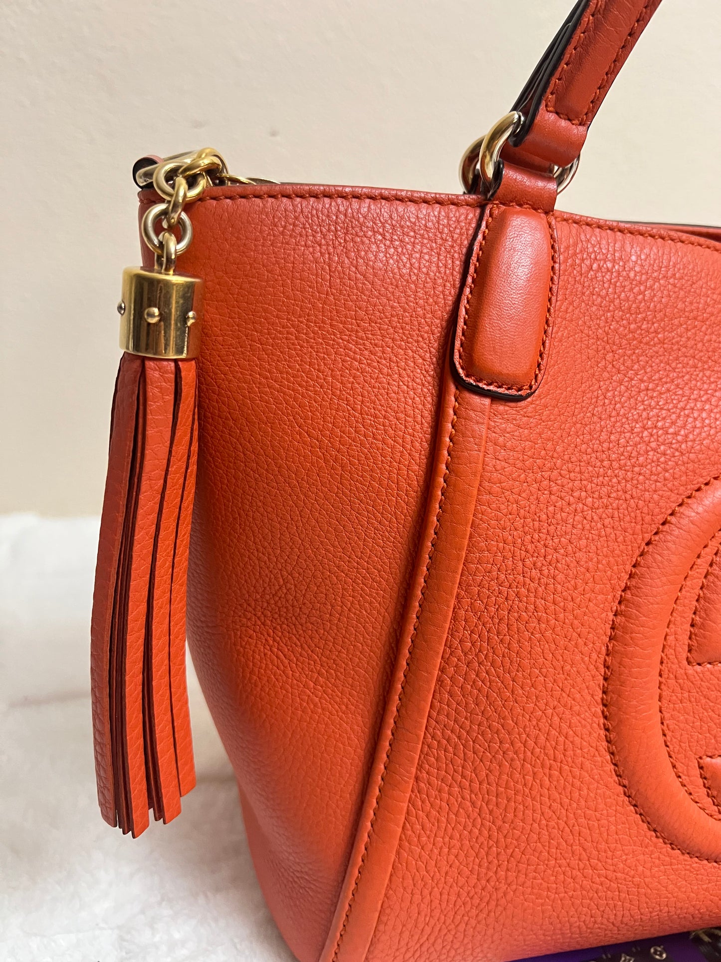 SOHO TASSLE 2 WAY ORANGE
