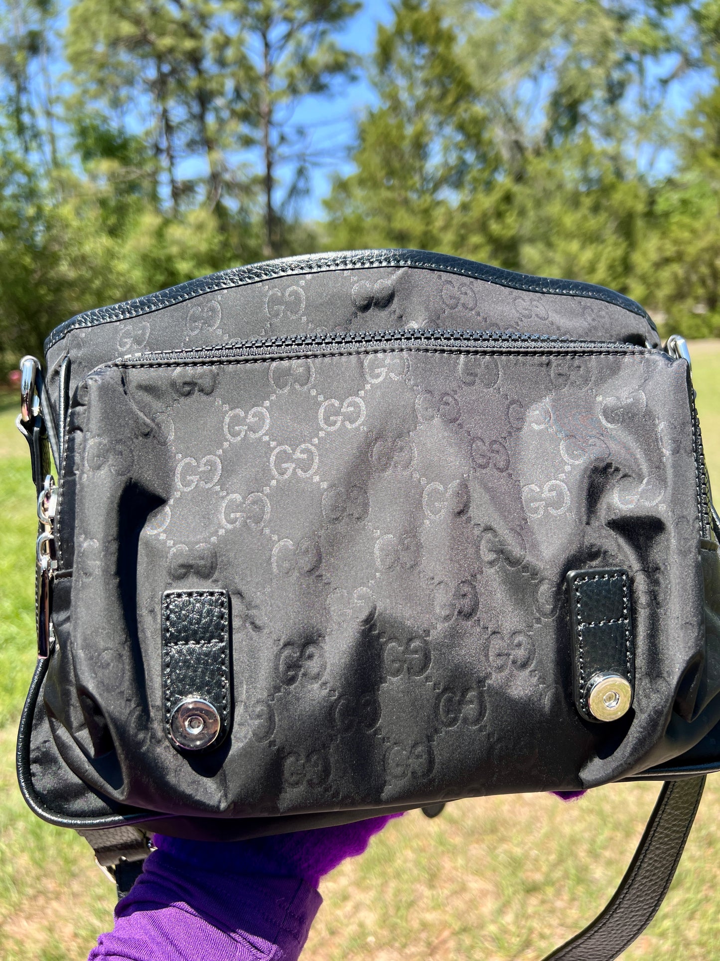 MESSENGER BAG BLACK