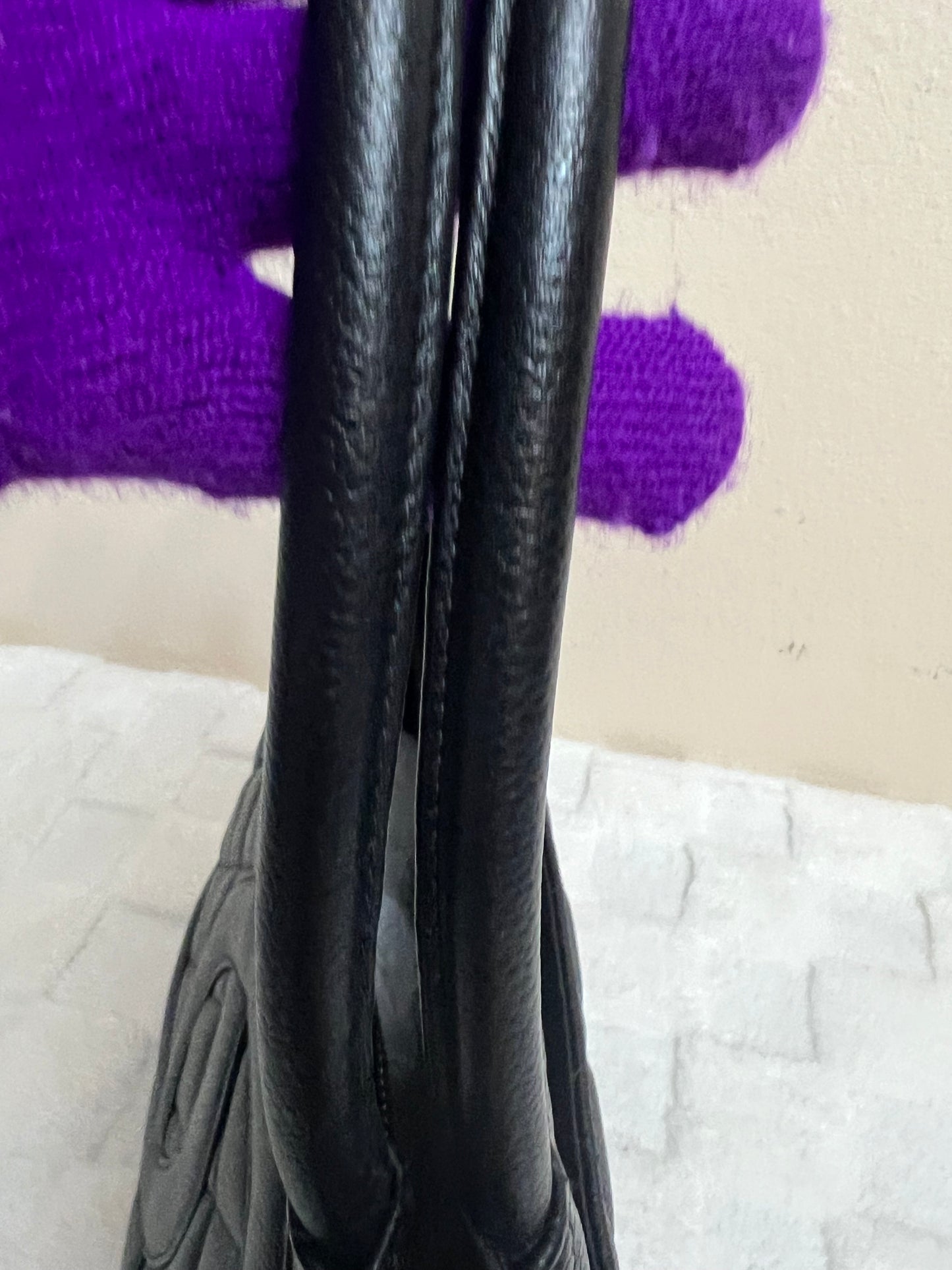 MEDALLION BLACK GHW