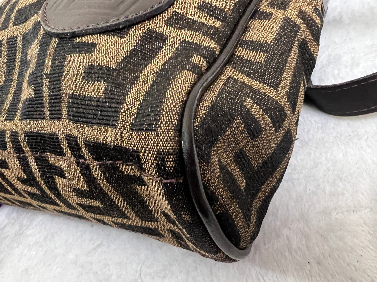 ZUCCA CROSSBODY