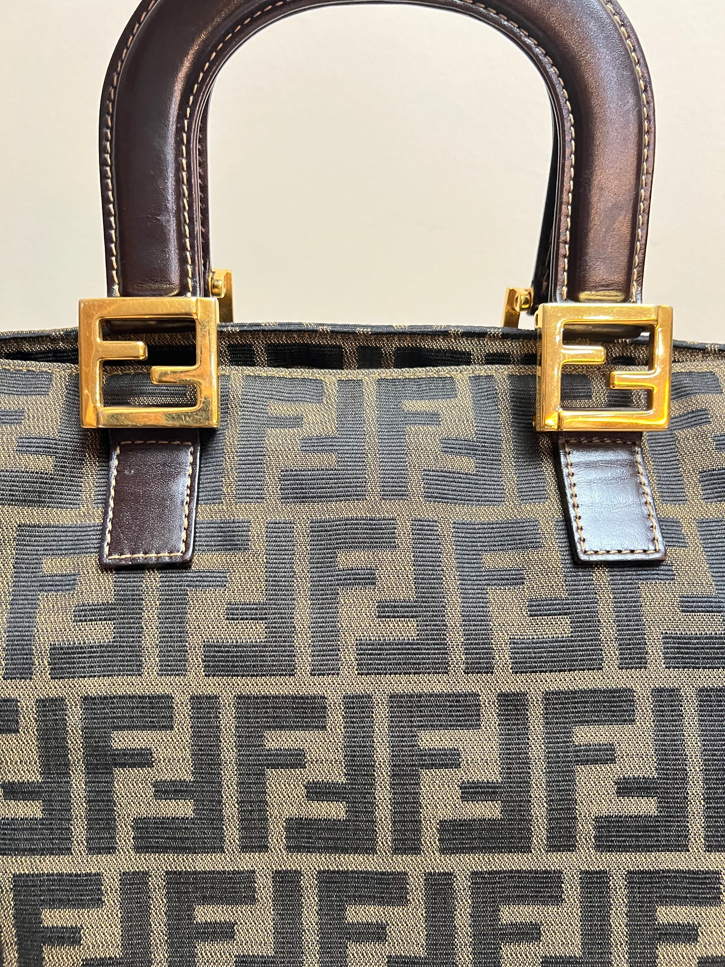 F_E_N_D_I TOTE