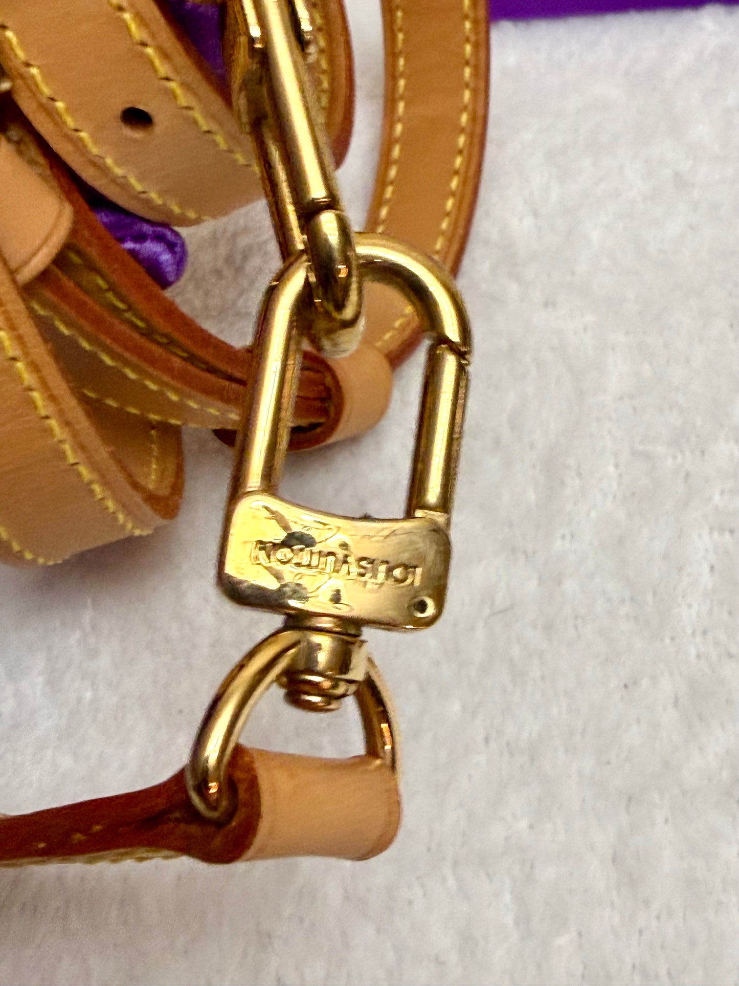 VACHETTA STRAP LOUIS VUITTON