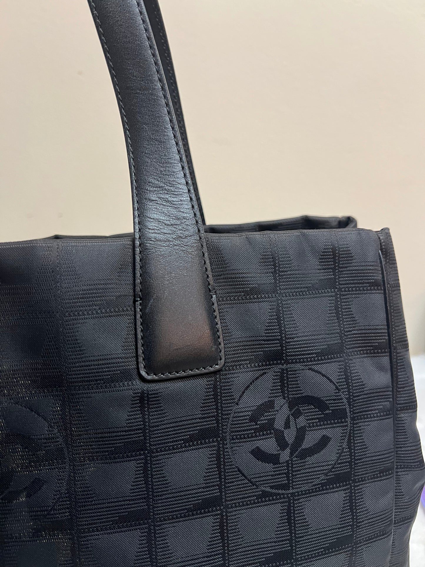 TRAVEL LINE TOTE