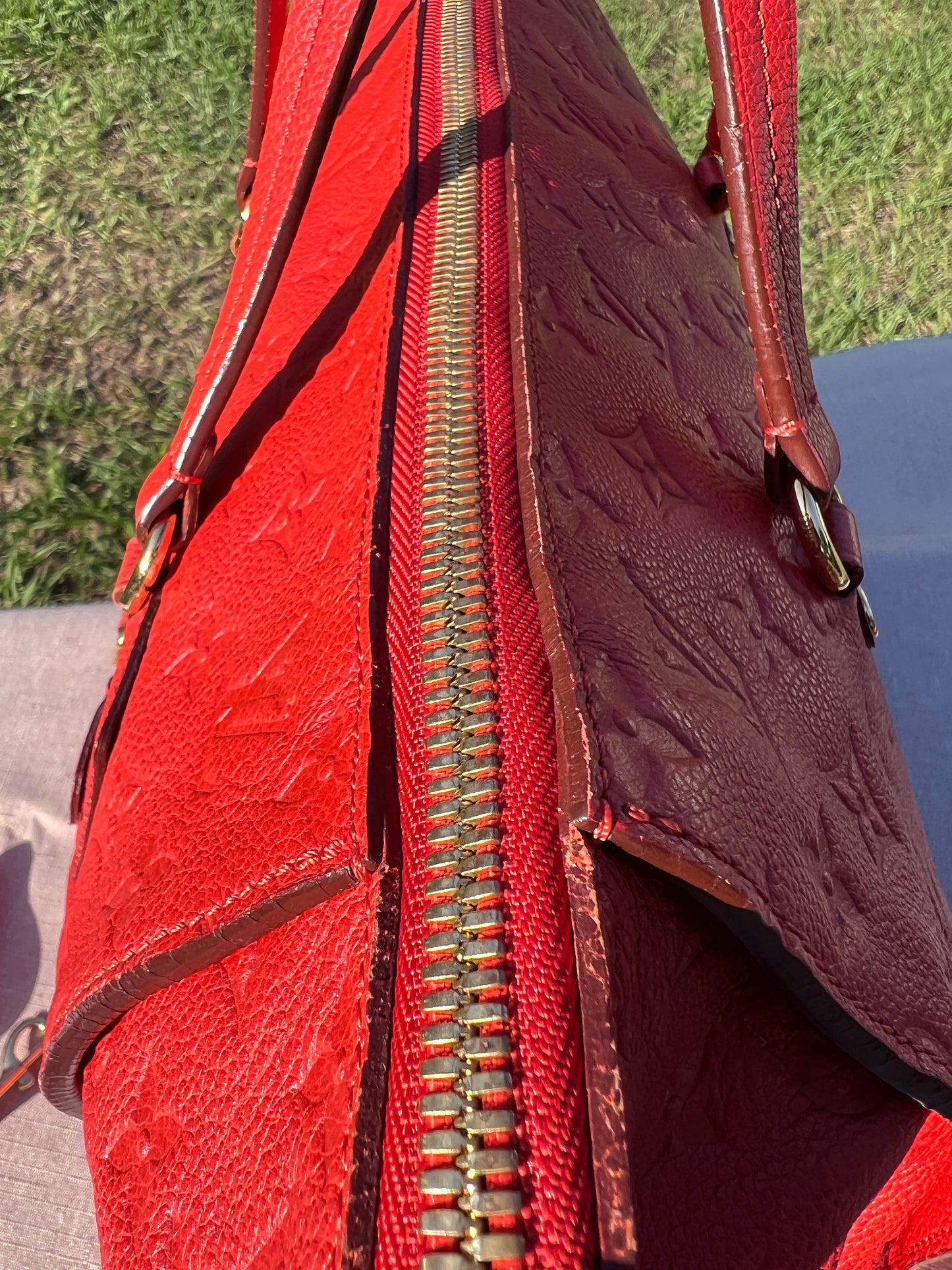 LUMINEUSE EMPRIENTE RED PM