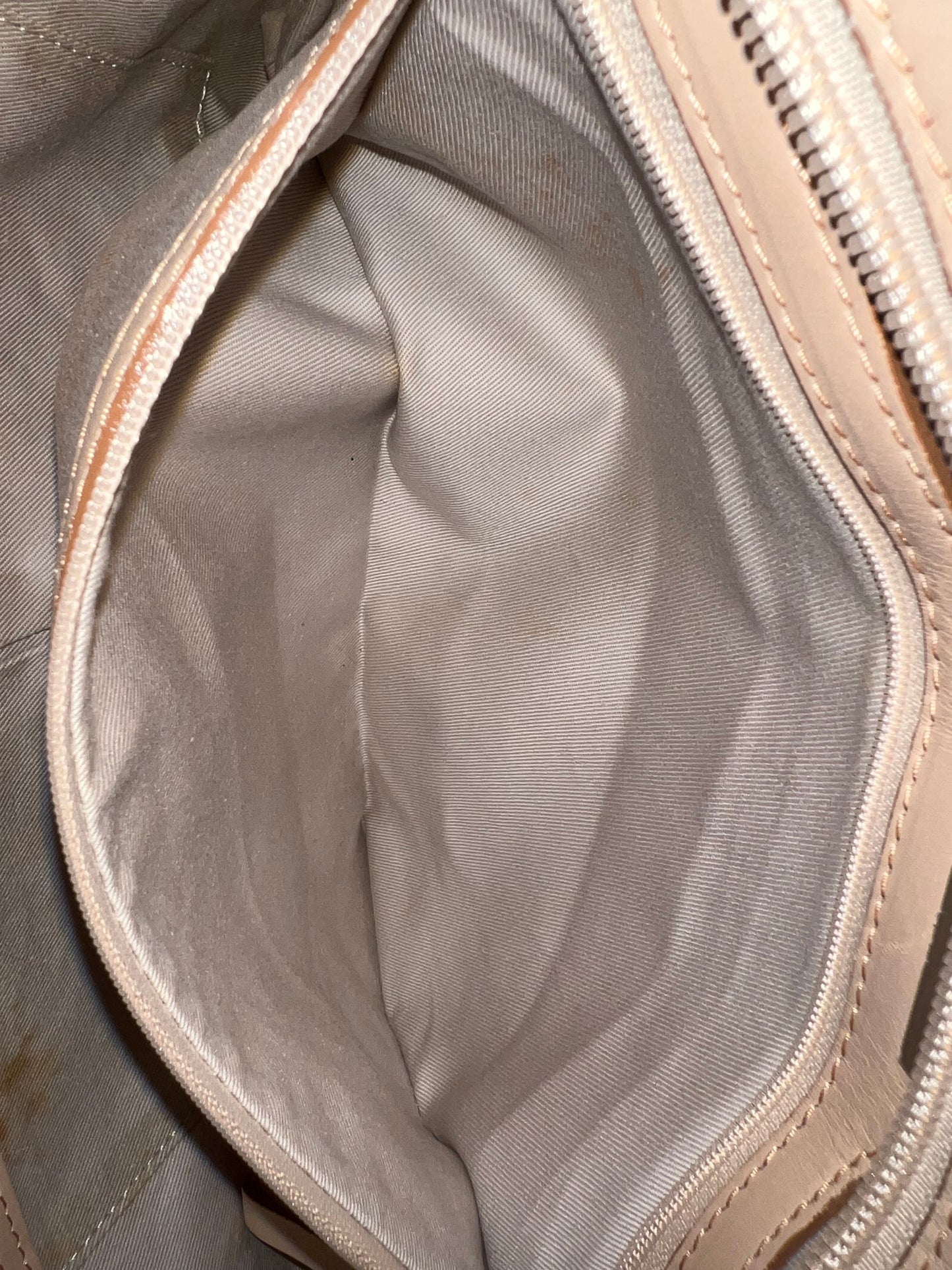 B_B TOTE