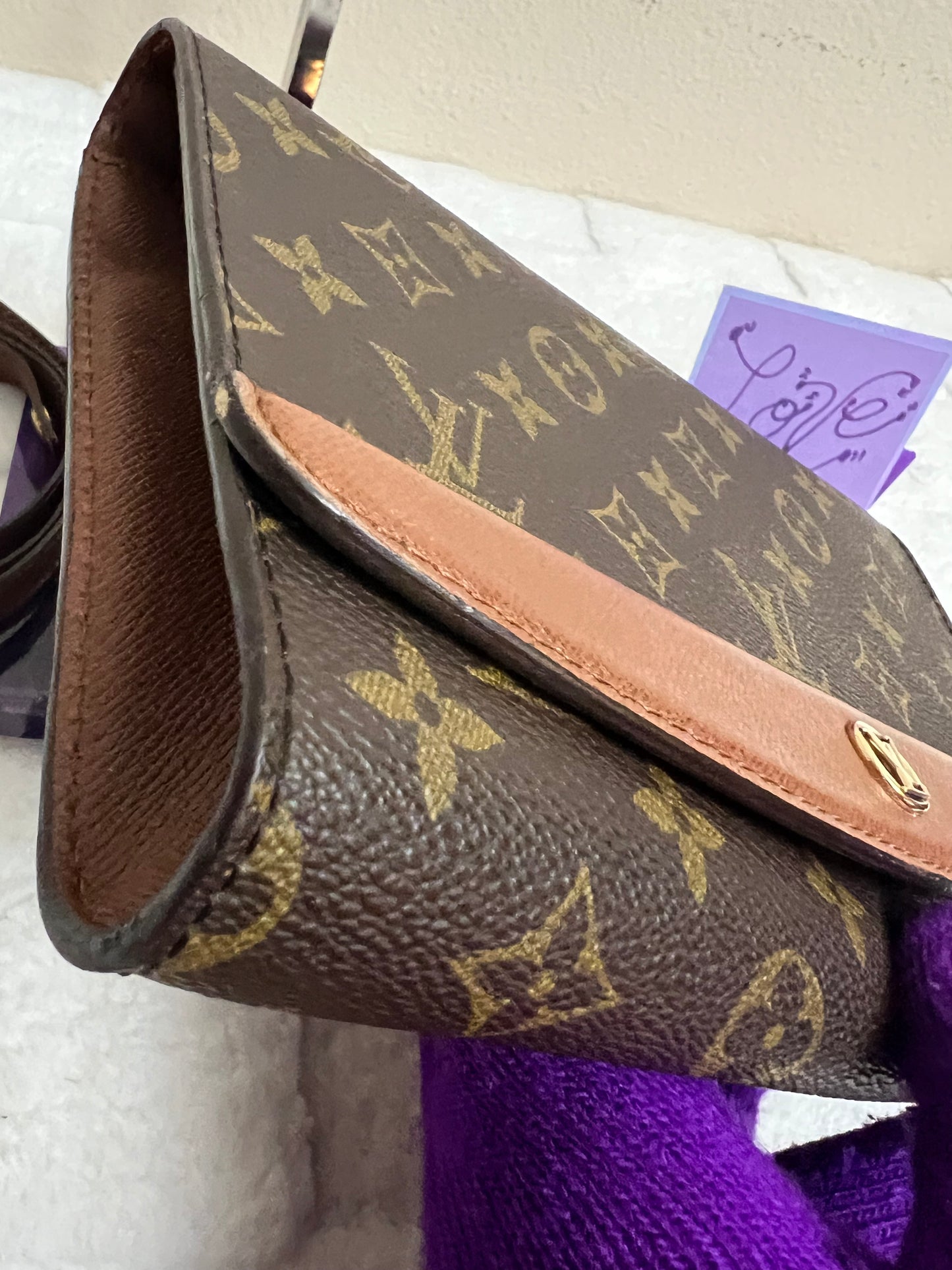 BORDEAUX 24 CROSSBODY
