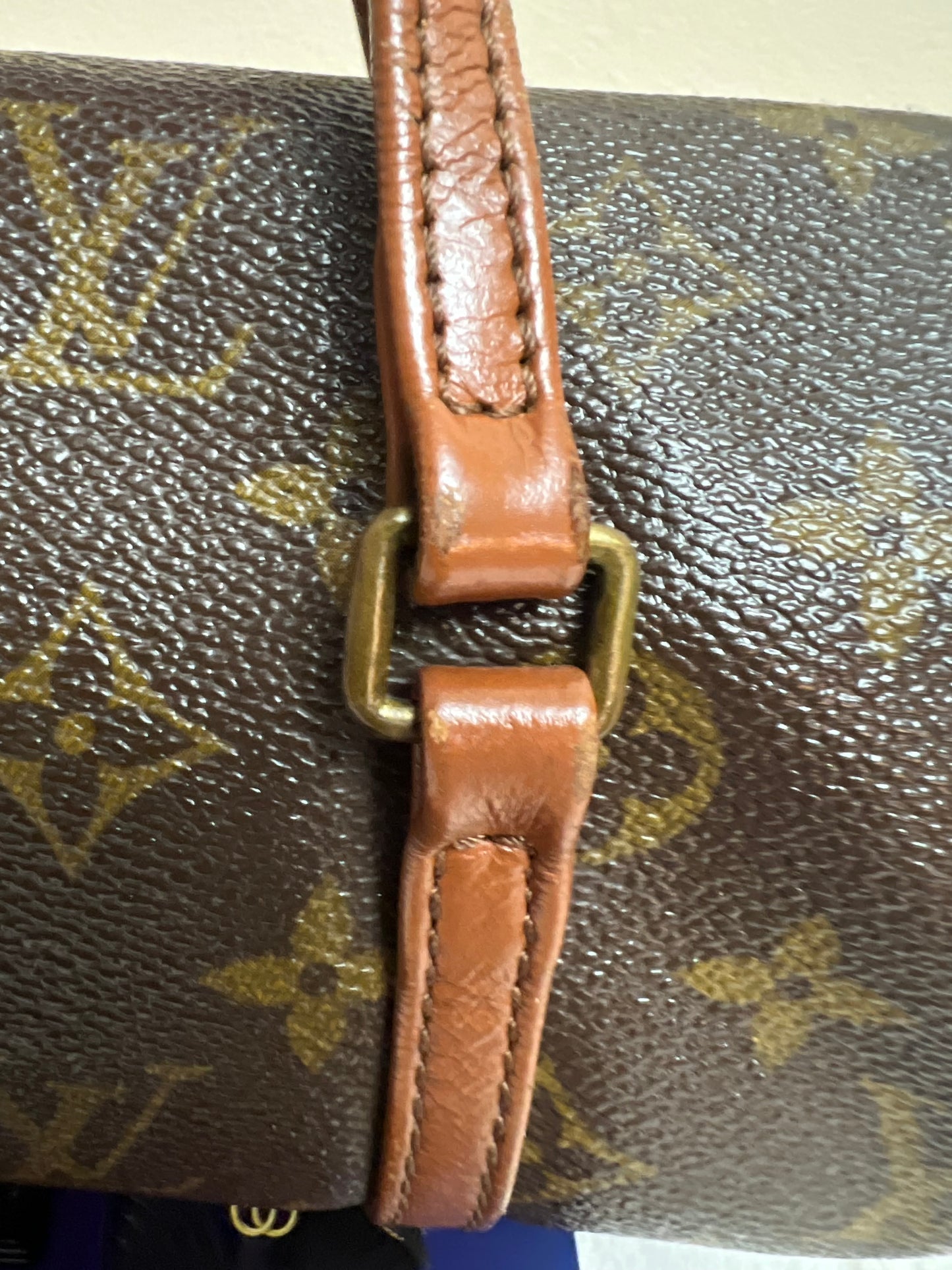 PAPILLION MONOGRAM