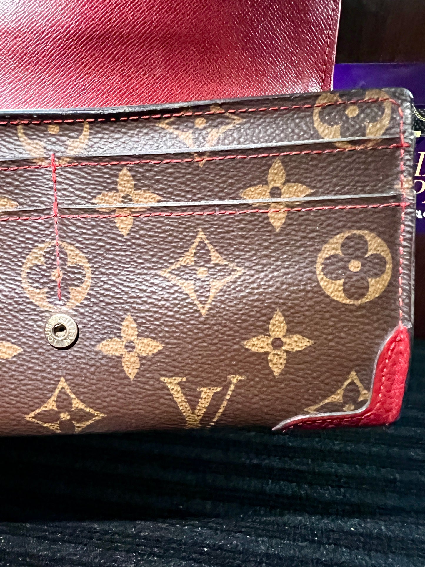 SARA WALLET MONO