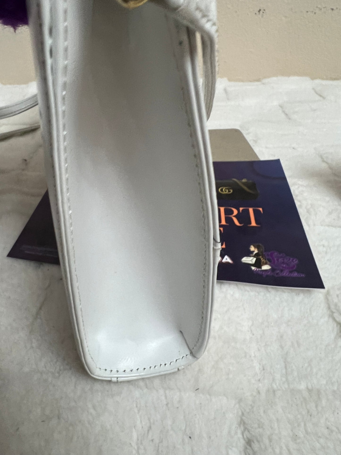 GIVE_NCHY SHOULDER BAG WHITE