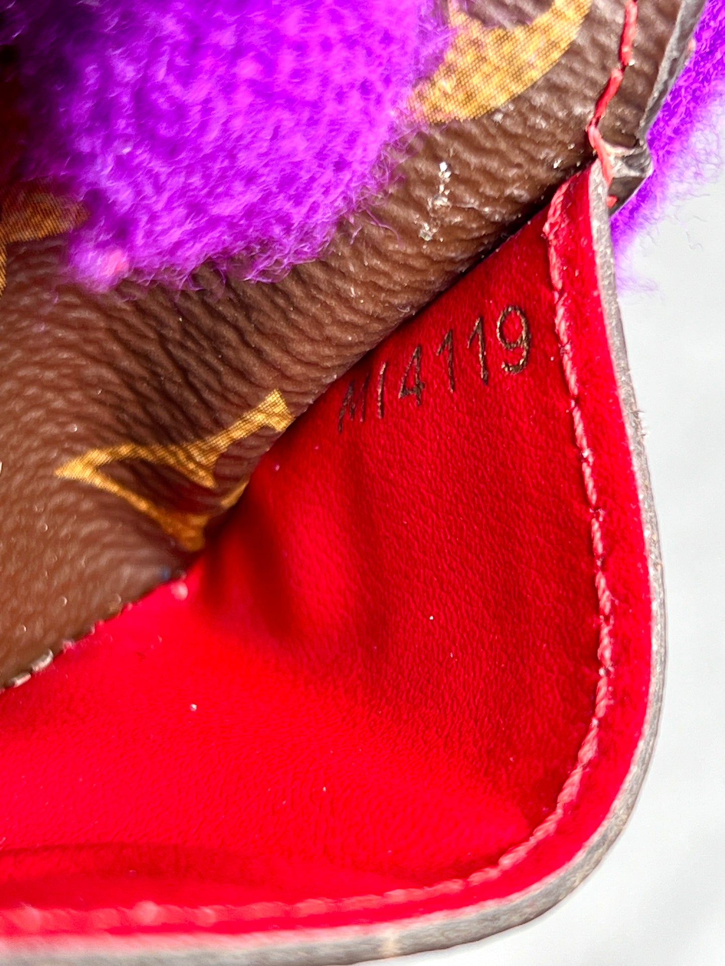 SARA WALLET MONO