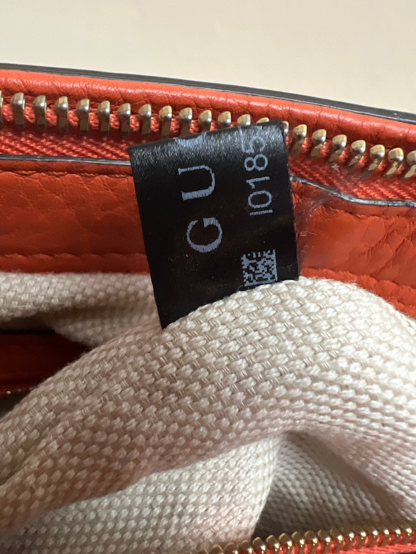 SOHO TASSLE 2 WAY ORANGE