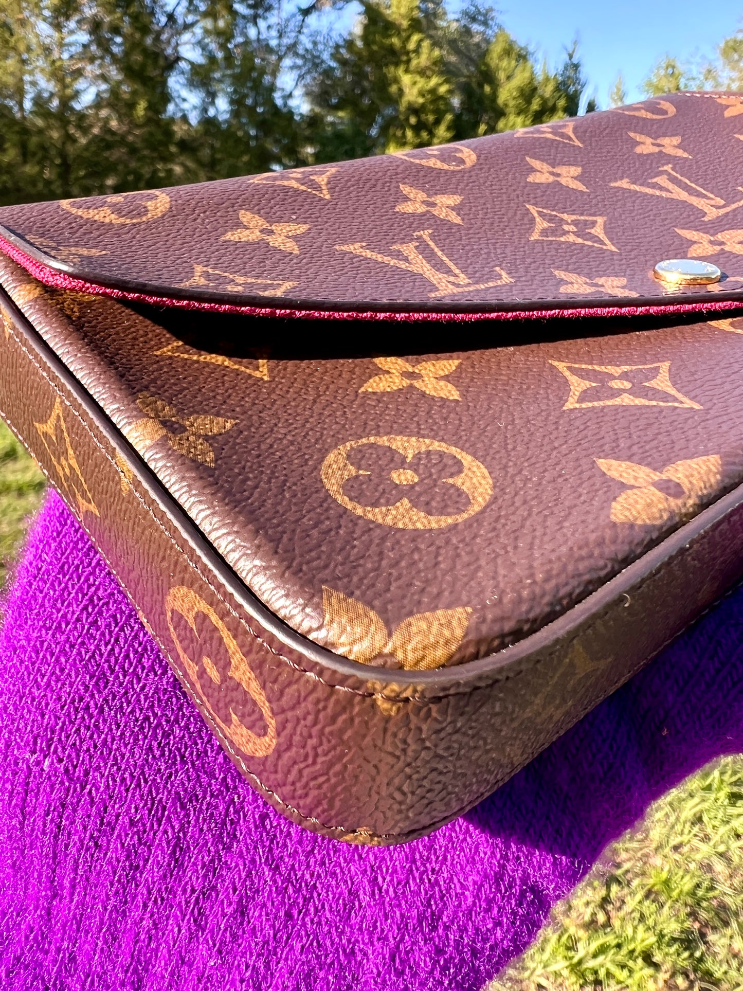 FELICIE POCHETTE MONO