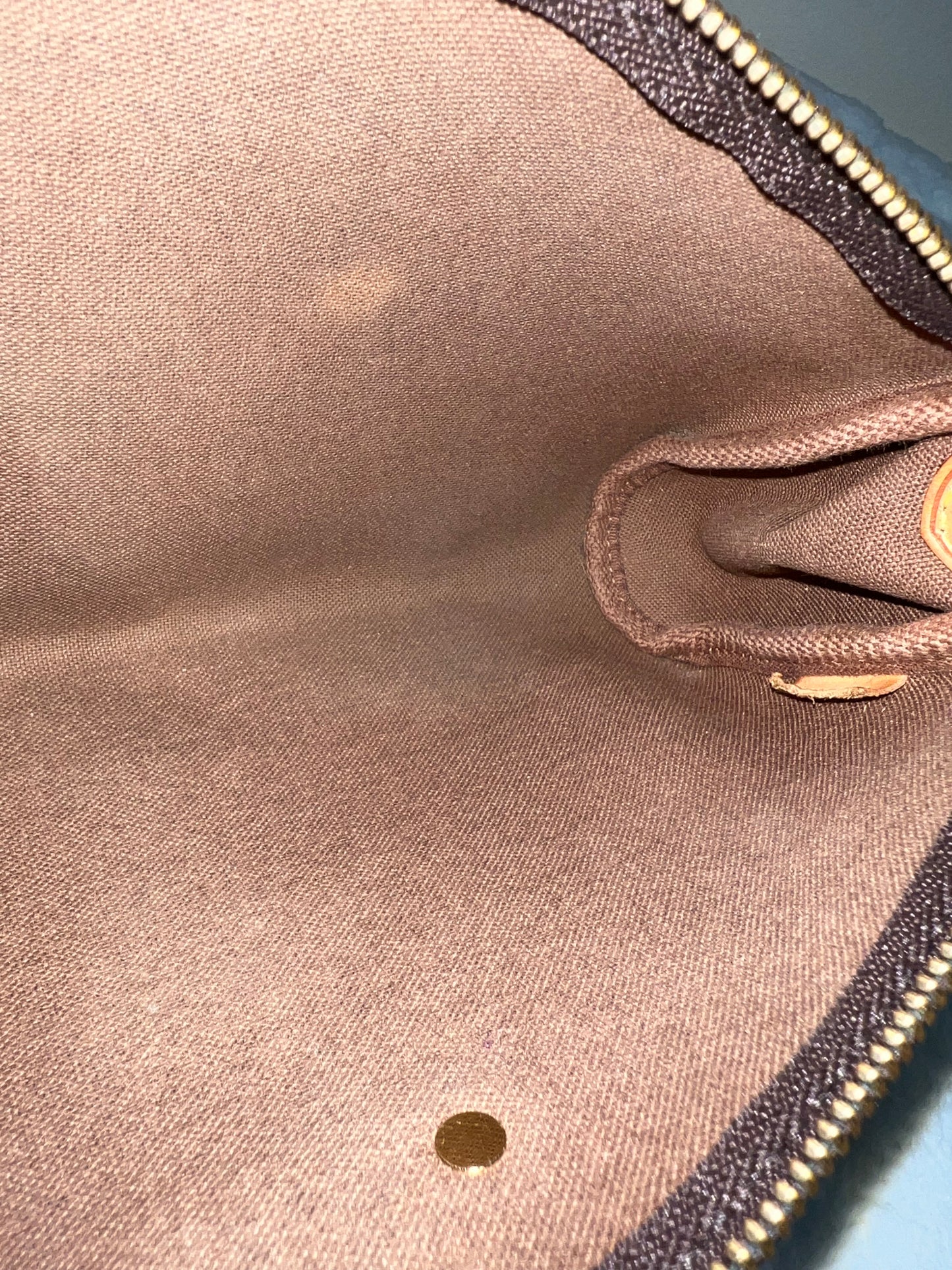 EVA MONOGRAM