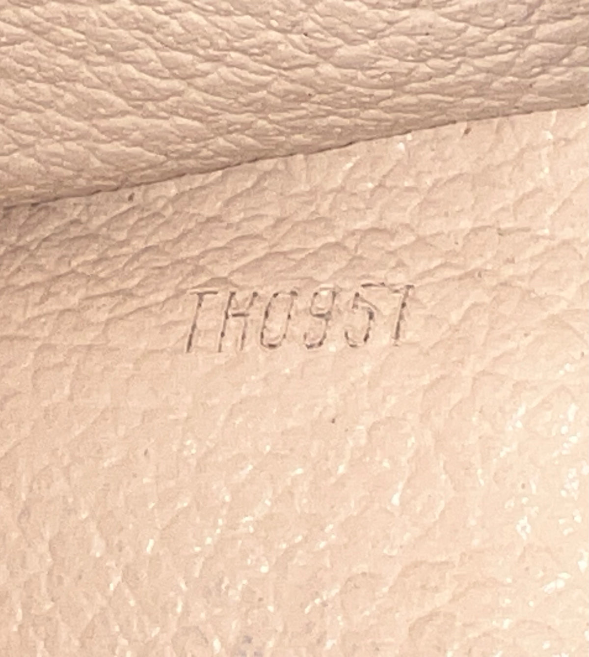 TROUSSE 23 MONO