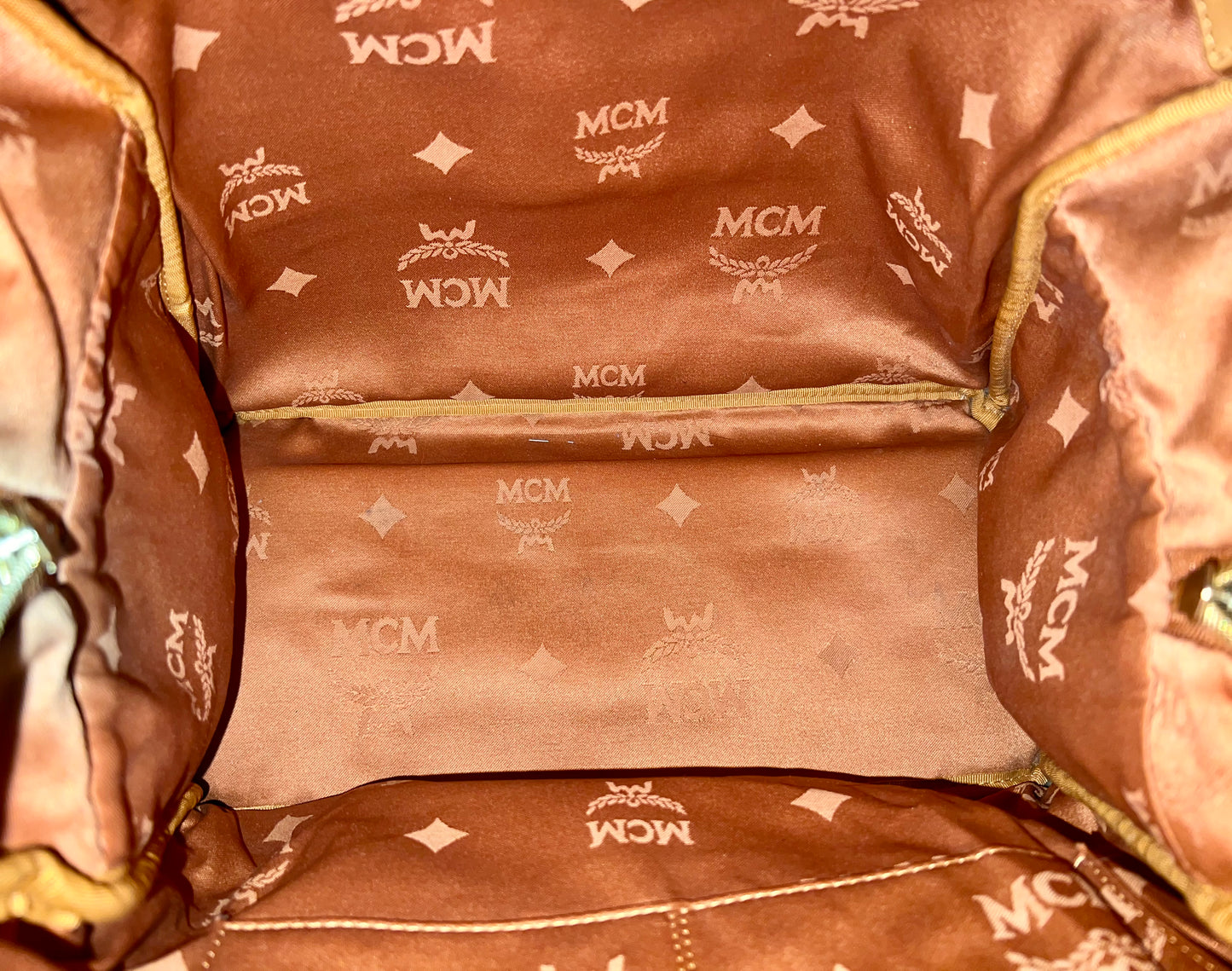MCM BAGPACK COGNAC LIMITED EDITION