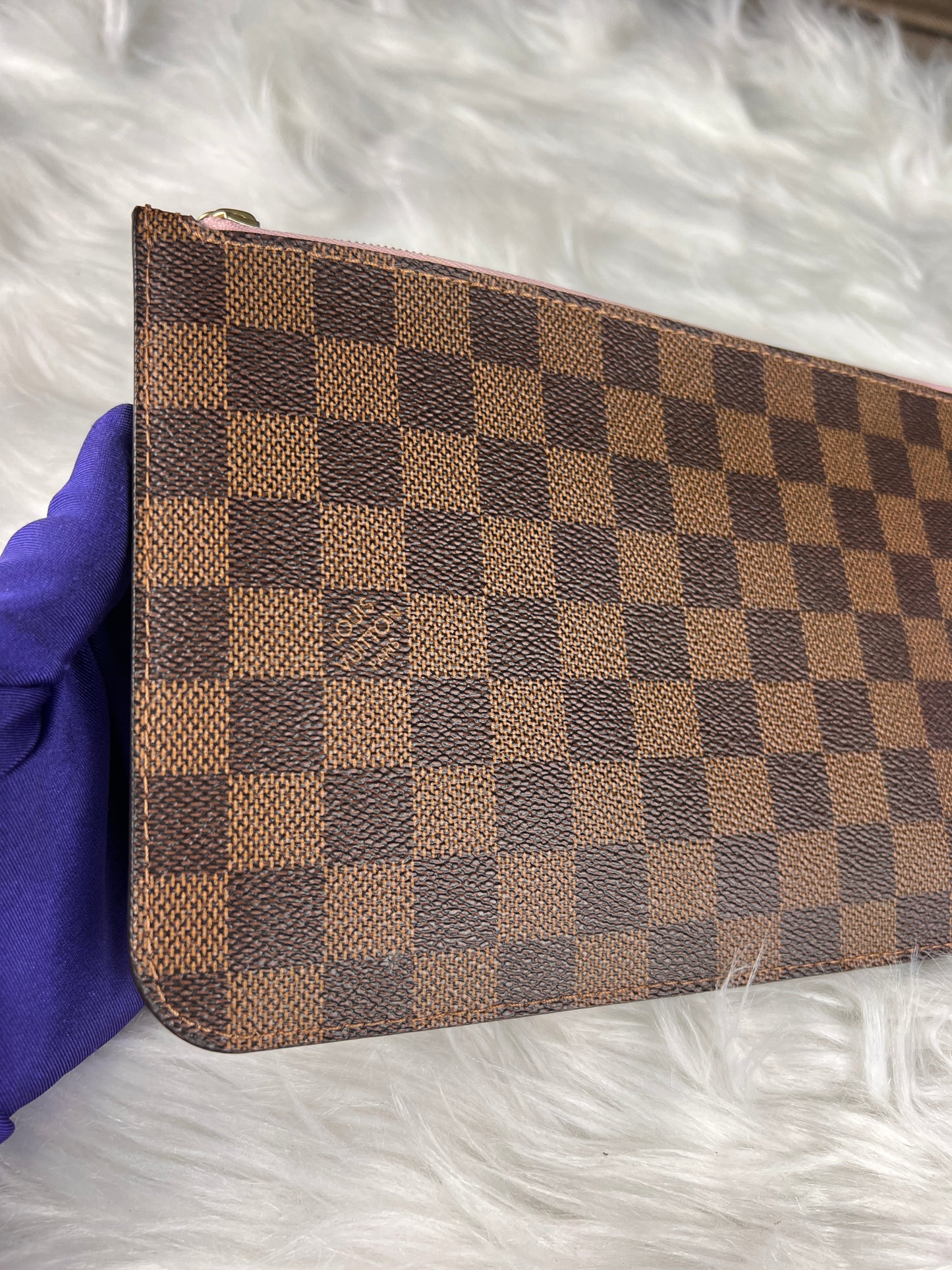 NEVERFULL POCHETTE MM DAMIER / LIGHT PINK INTERIOR