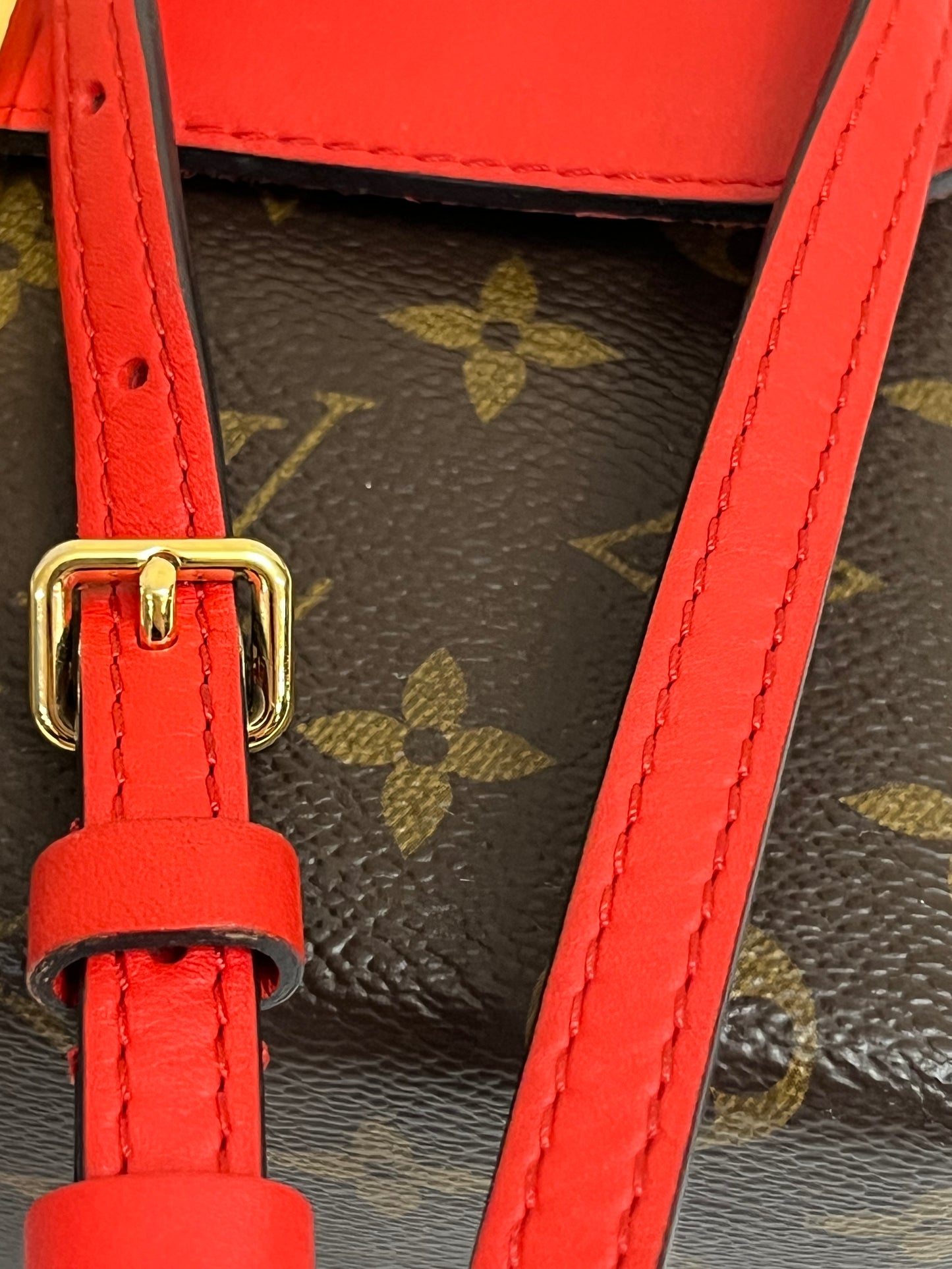 LOCKY BB RED