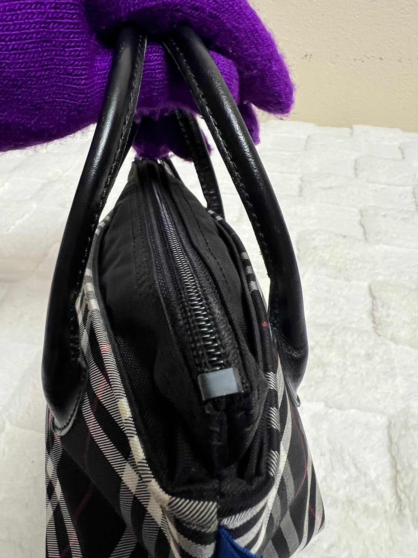 B _ B BLACK POUCH