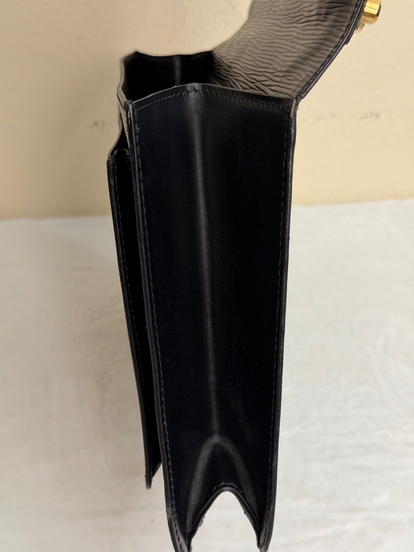 MONCEAU NOIR EPI BLACK