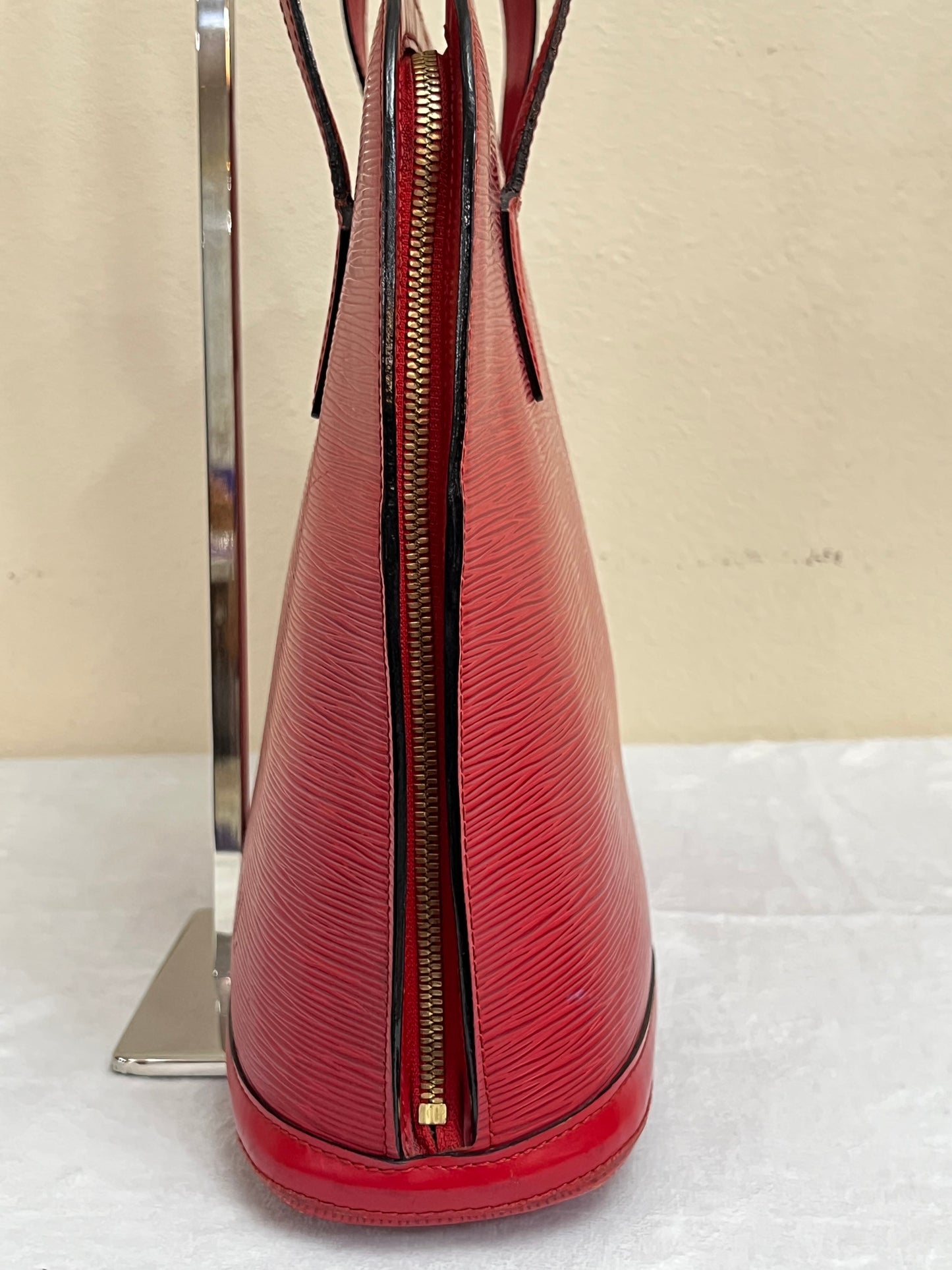 LUSSAC EPI RED