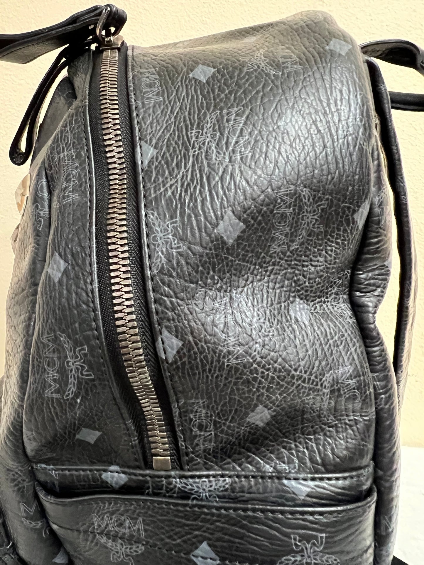 MCM BAGPACK BLACK LTD