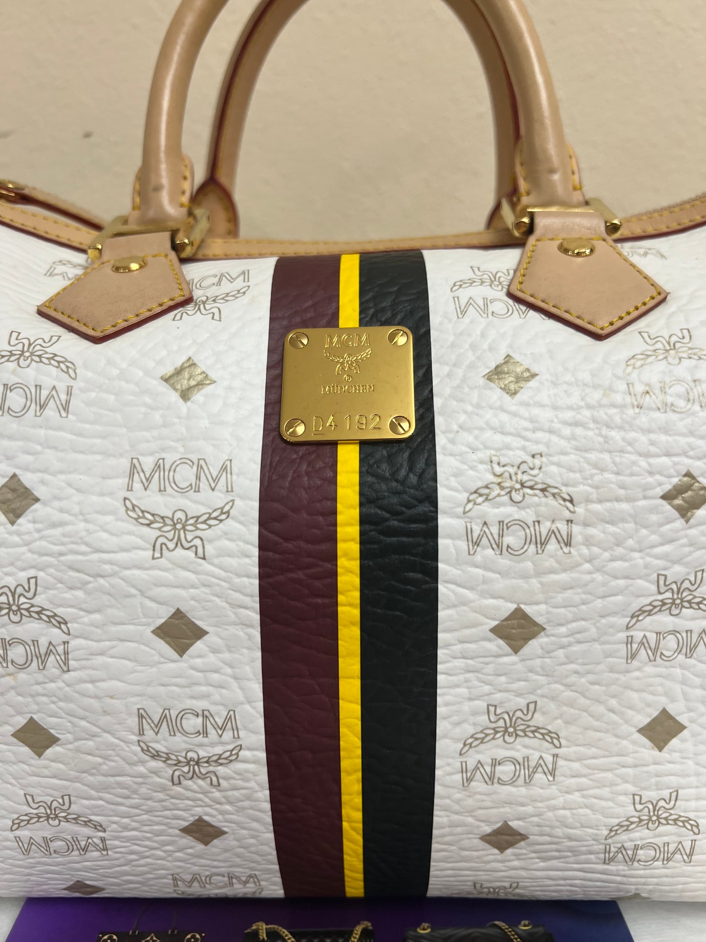 MCM BOSTON WHITE 30