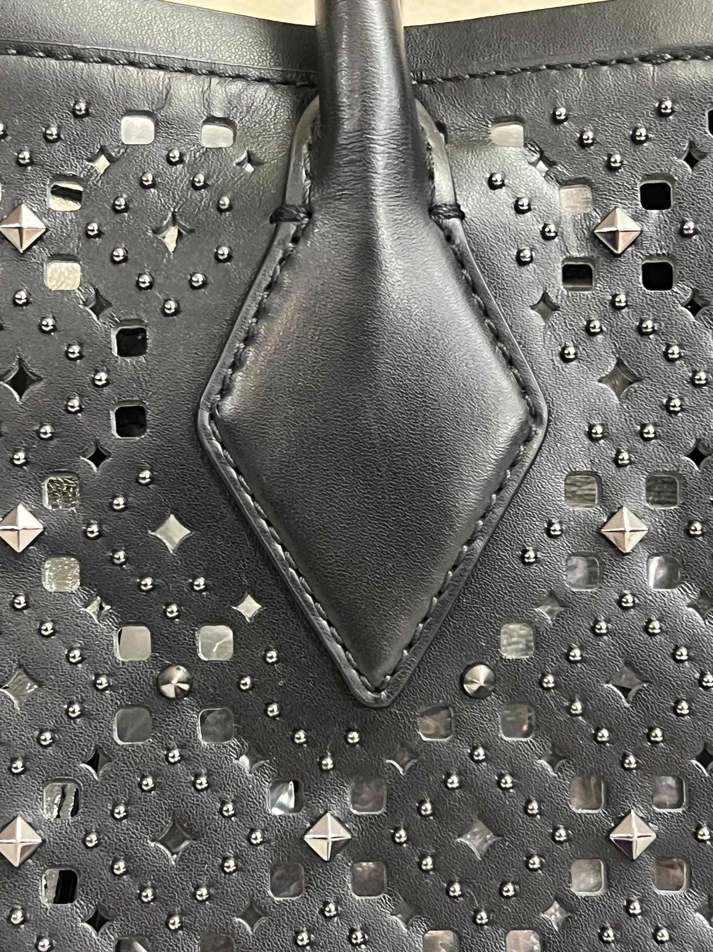 MCM PORFORATED TOTE BLACK
