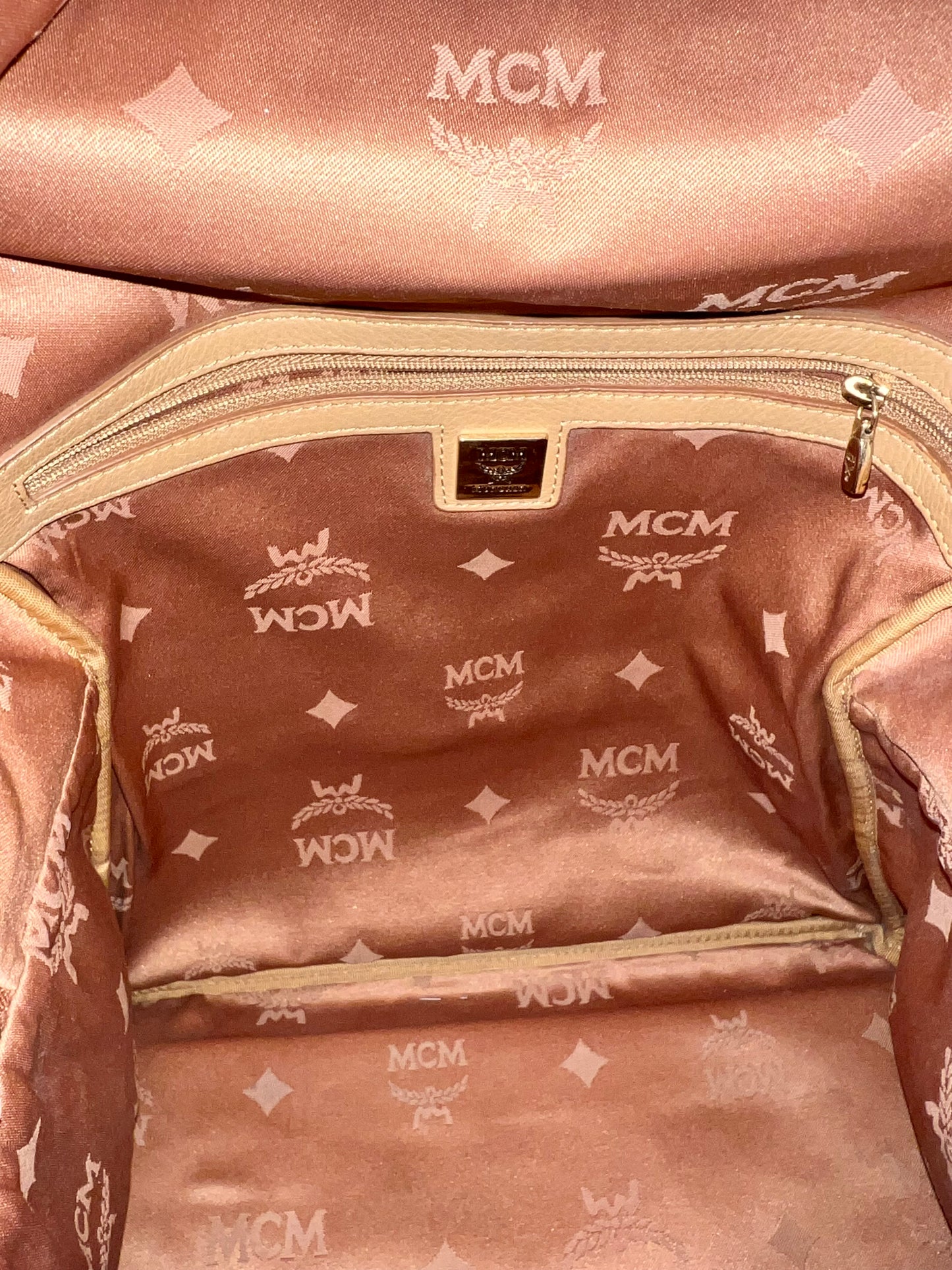 MCM BAGPACK COGNAC LIMITED EDITION