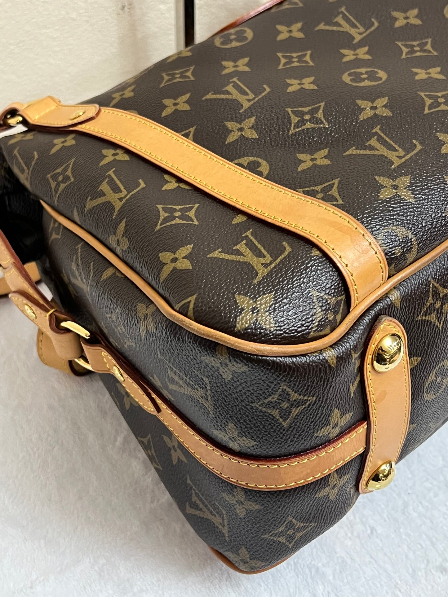 STRESSA MONOGRAM